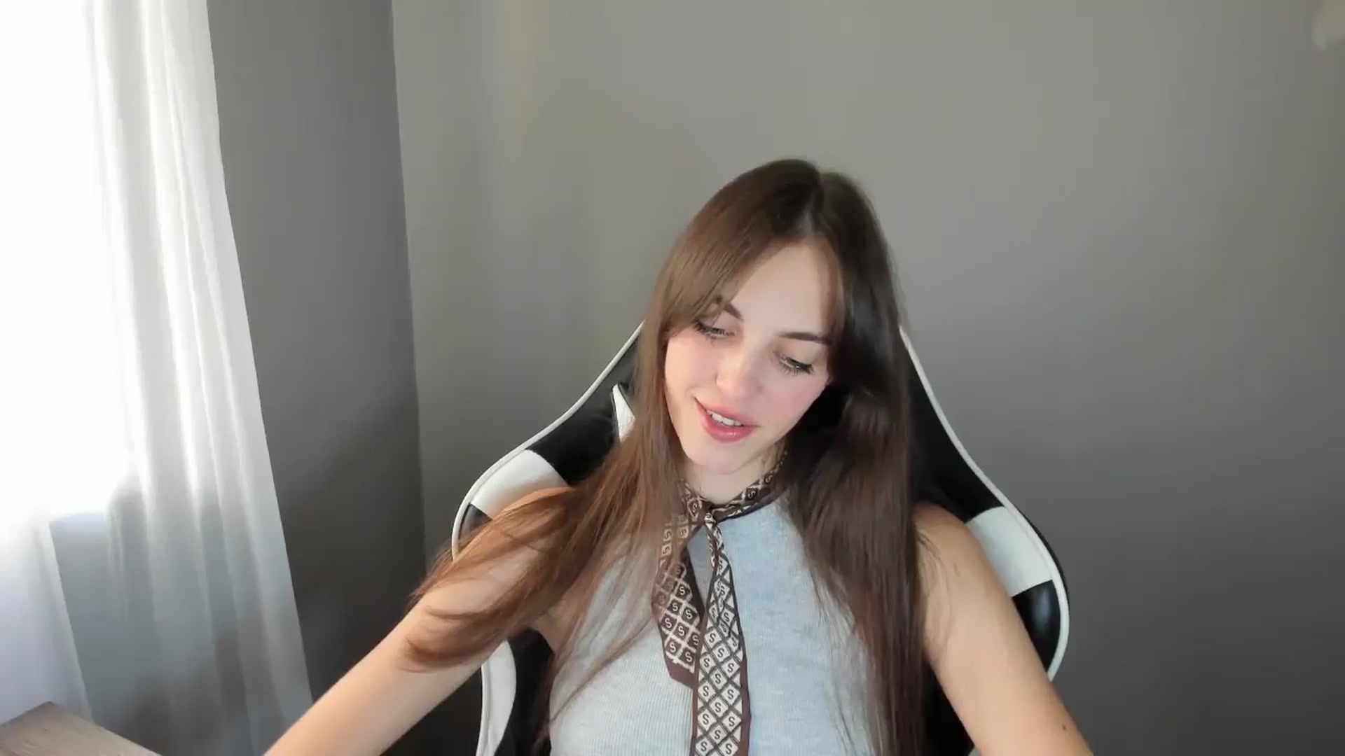Gallery image thumbnail from Dashamoxy's myfreecams stream on, 08/20/2025, 16:33 image 2 of 20