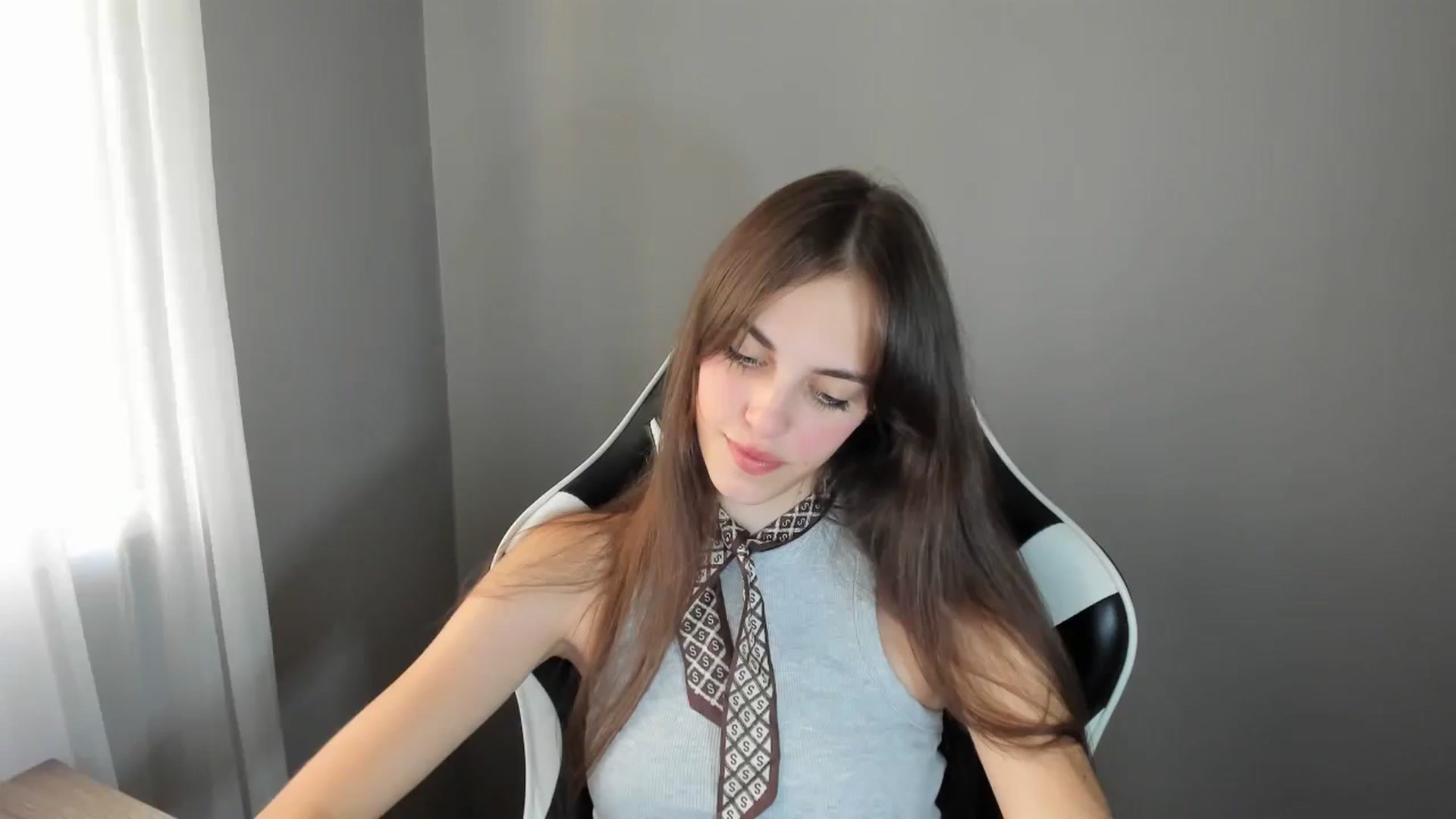 Gallery image thumbnail from Dashamoxy's myfreecams stream on, 08/20/2025, 16:33 image 8 of 20