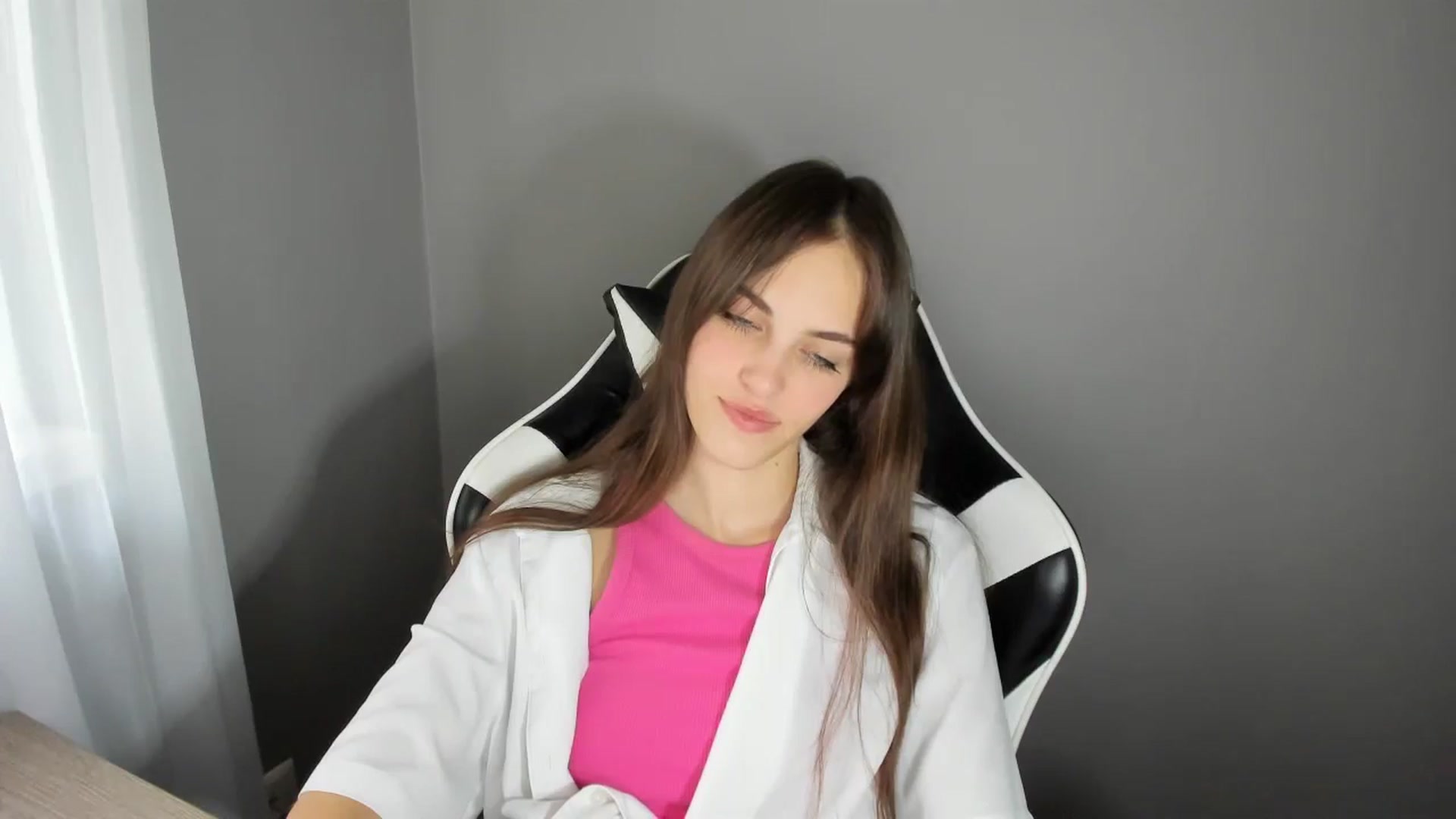 Gallery image thumbnail from Dashamoxy's myfreecams stream on, 08/22/2025, 12:21 image 7 of 20