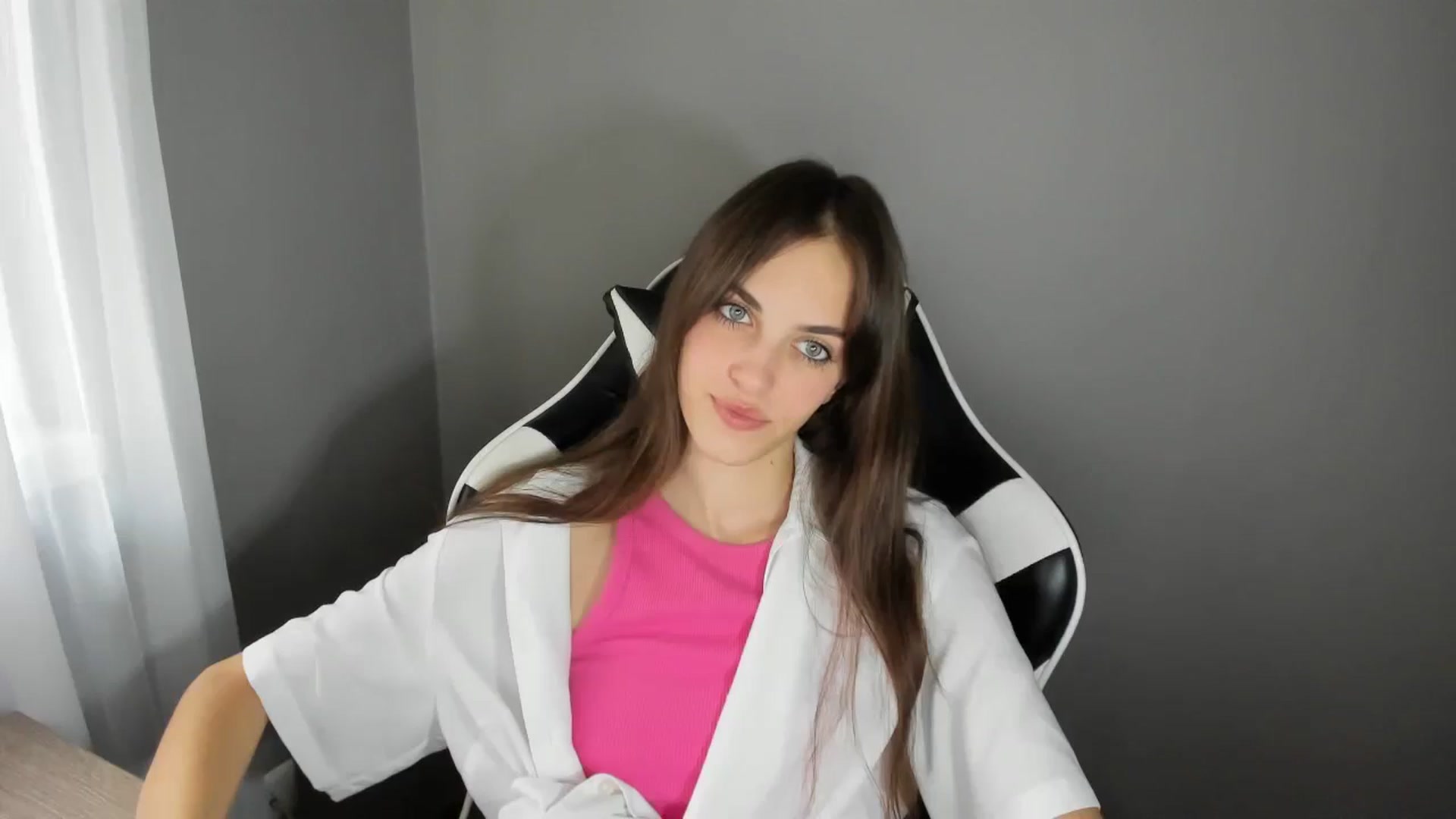 Gallery image thumbnail from Dashamoxy's myfreecams stream on, 08/22/2025, 12:21 image 5 of 20