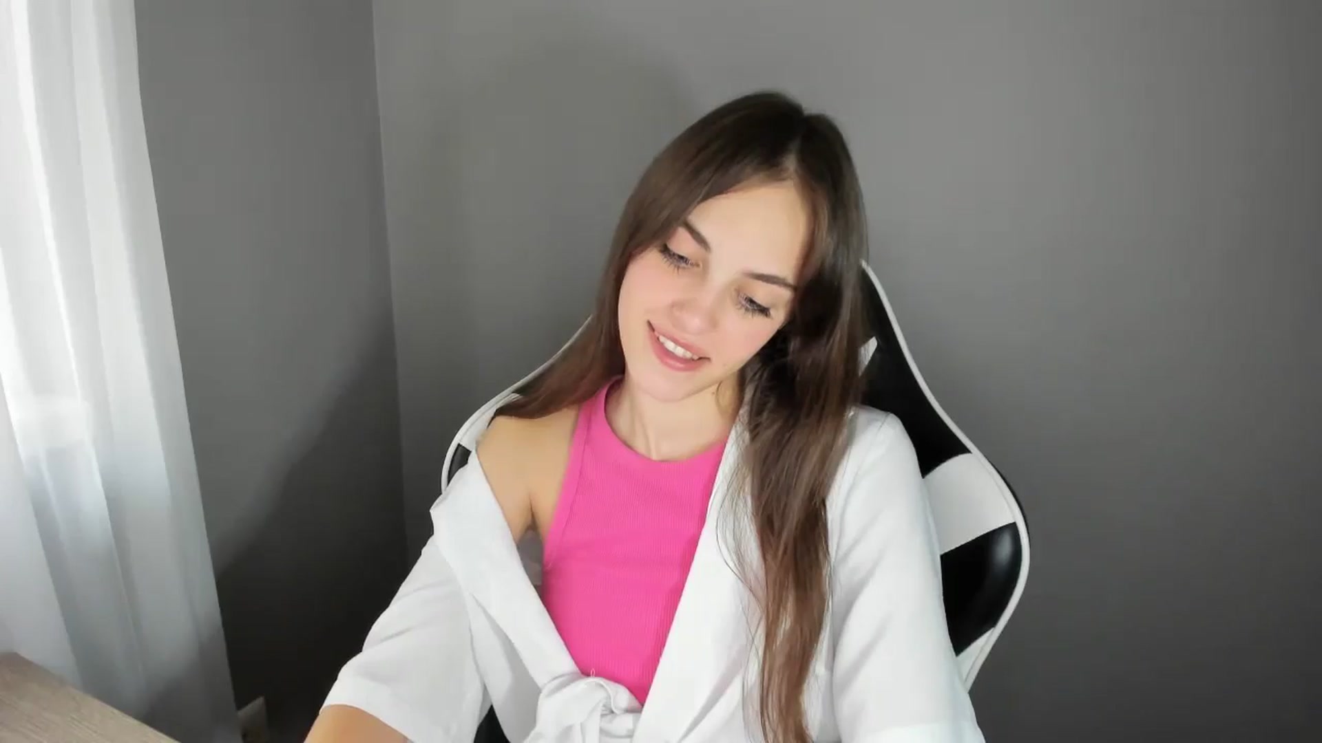 Gallery image thumbnail from Dashamoxy's myfreecams stream on, 08/22/2025, 12:21 image 20 of 20