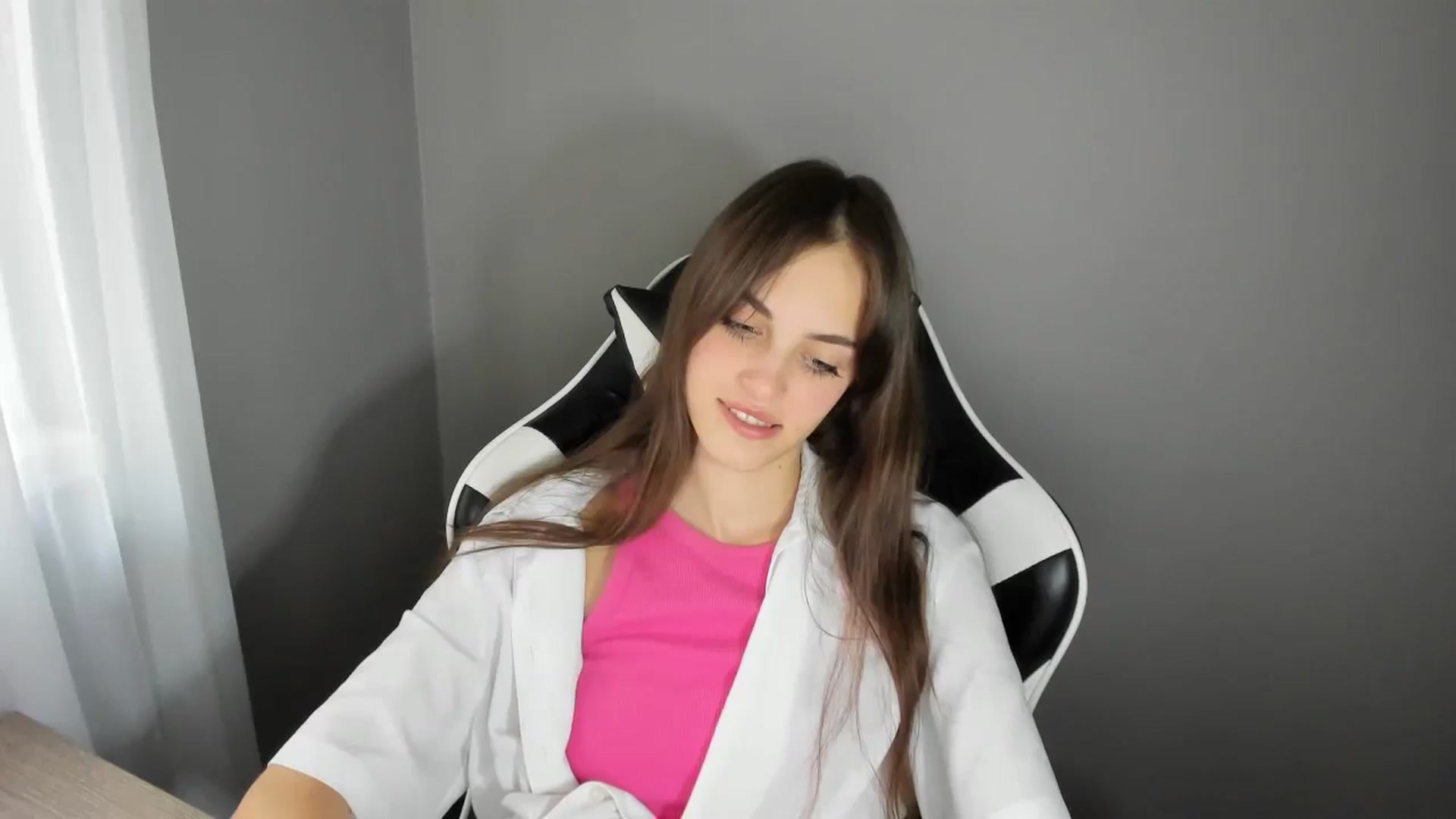 Gallery image thumbnail from Dashamoxy's myfreecams stream on, 08/22/2025, 12:21 image 6 of 20