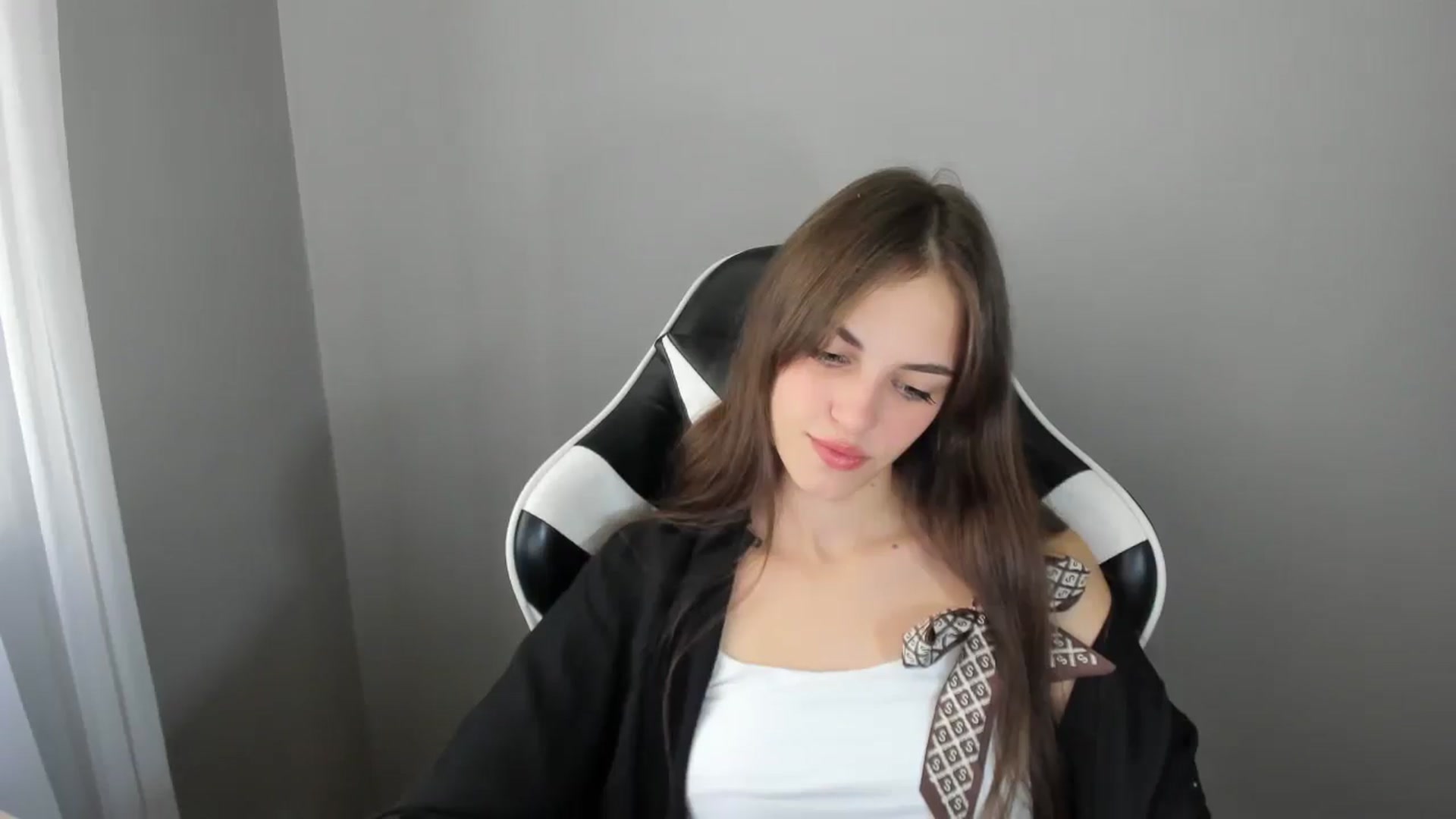 Gallery image thumbnail from Dashamoxy's myfreecams stream on, 08/27/2025, 10:27 image 13 of 20