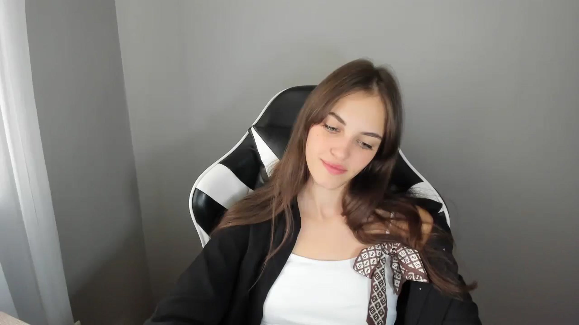 Gallery image thumbnail from Dashamoxy's myfreecams stream on, 08/27/2025, 12:19 image 14 of 20