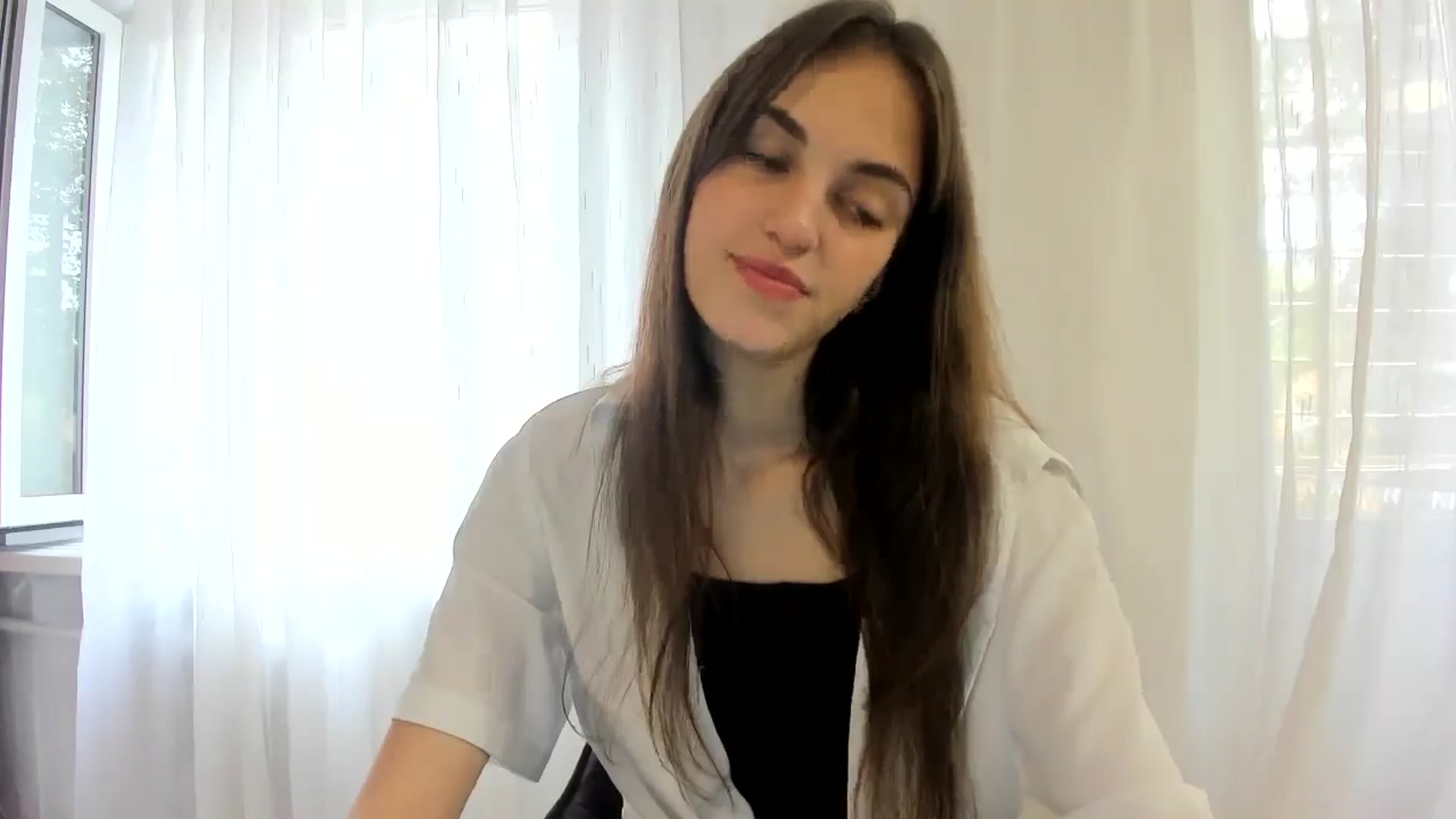 Gallery image thumbnail from Dashamoxy's myfreecams stream on, 09/01/2025, 10:01 image 15 of 20