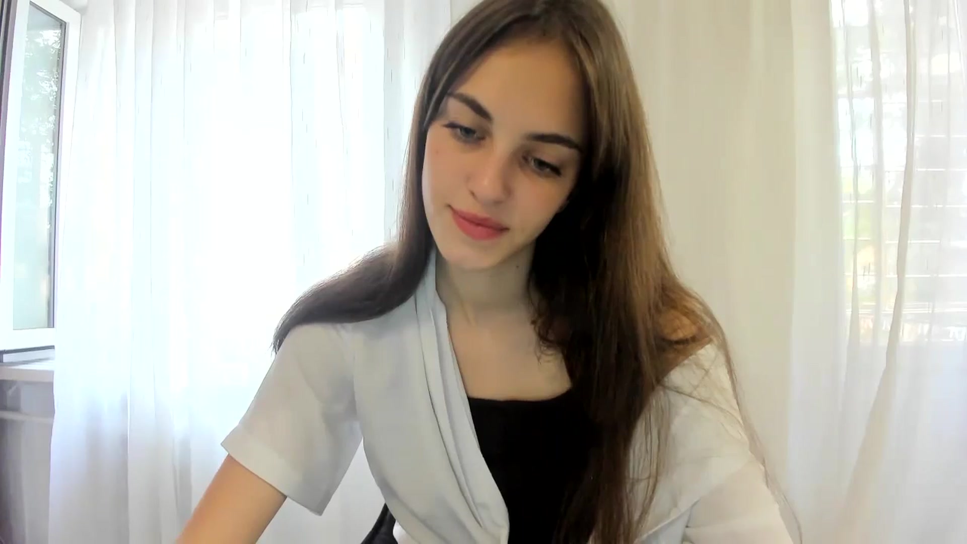Gallery image thumbnail from Dashamoxy's myfreecams stream on, 09/01/2025, 10:01 image 10 of 20