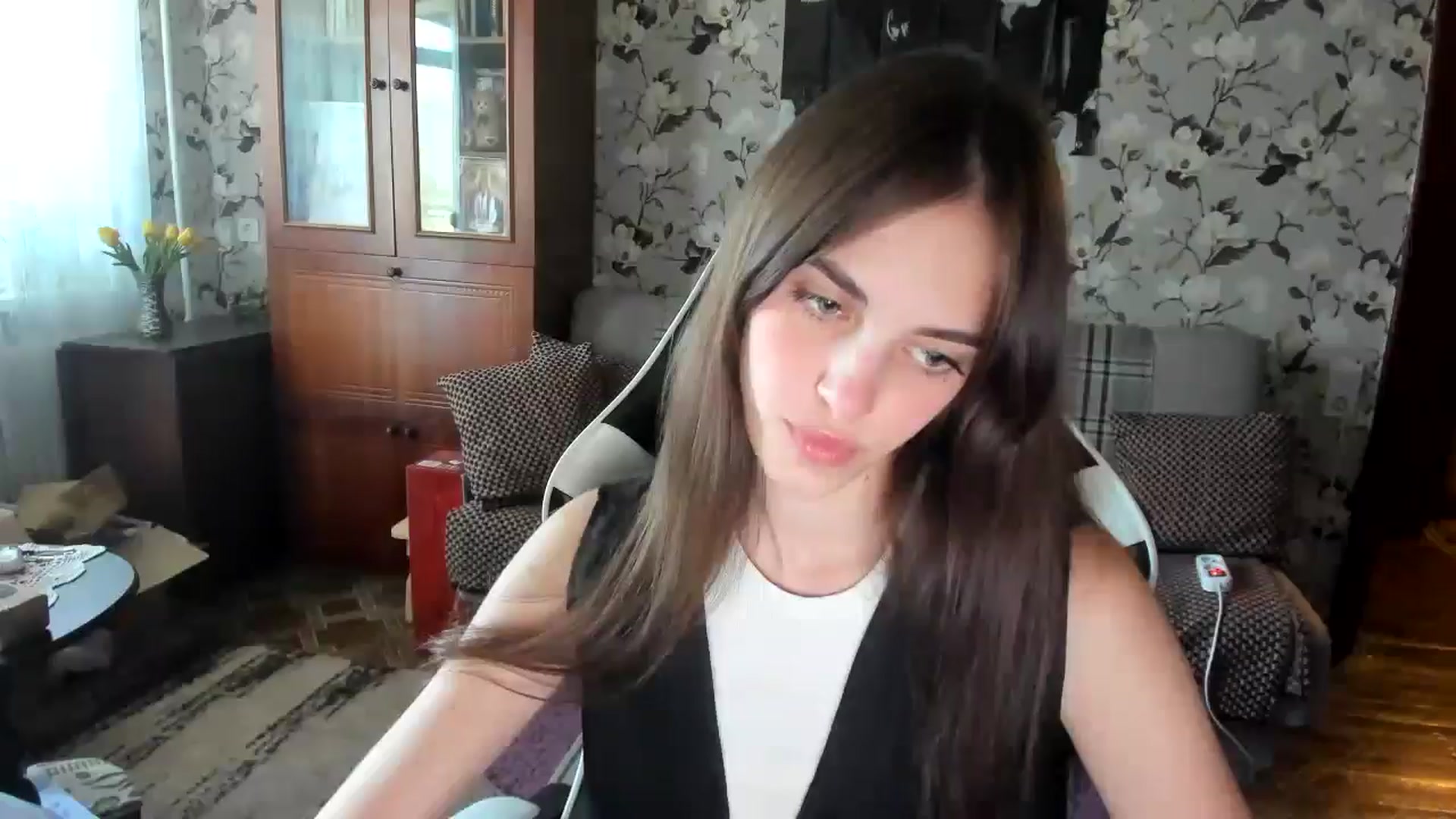 Gallery image thumbnail from Dashamoxy's myfreecams stream on, 09/04/2025, 11:35 image 13 of 20