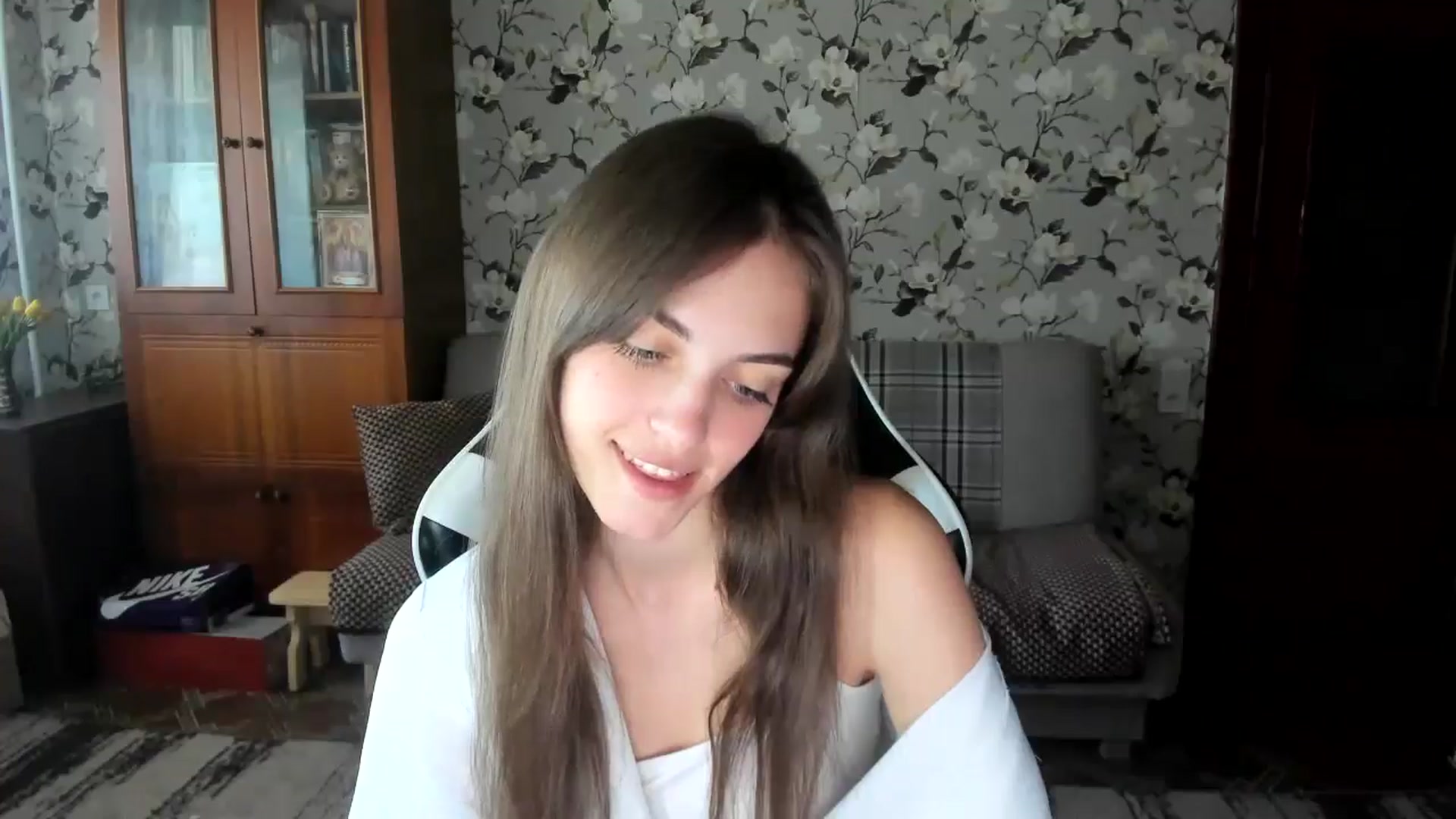 Gallery image thumbnail from Dashamoxy's myfreecams stream on, 09/07/2025, 12:12 image 17 of 20
