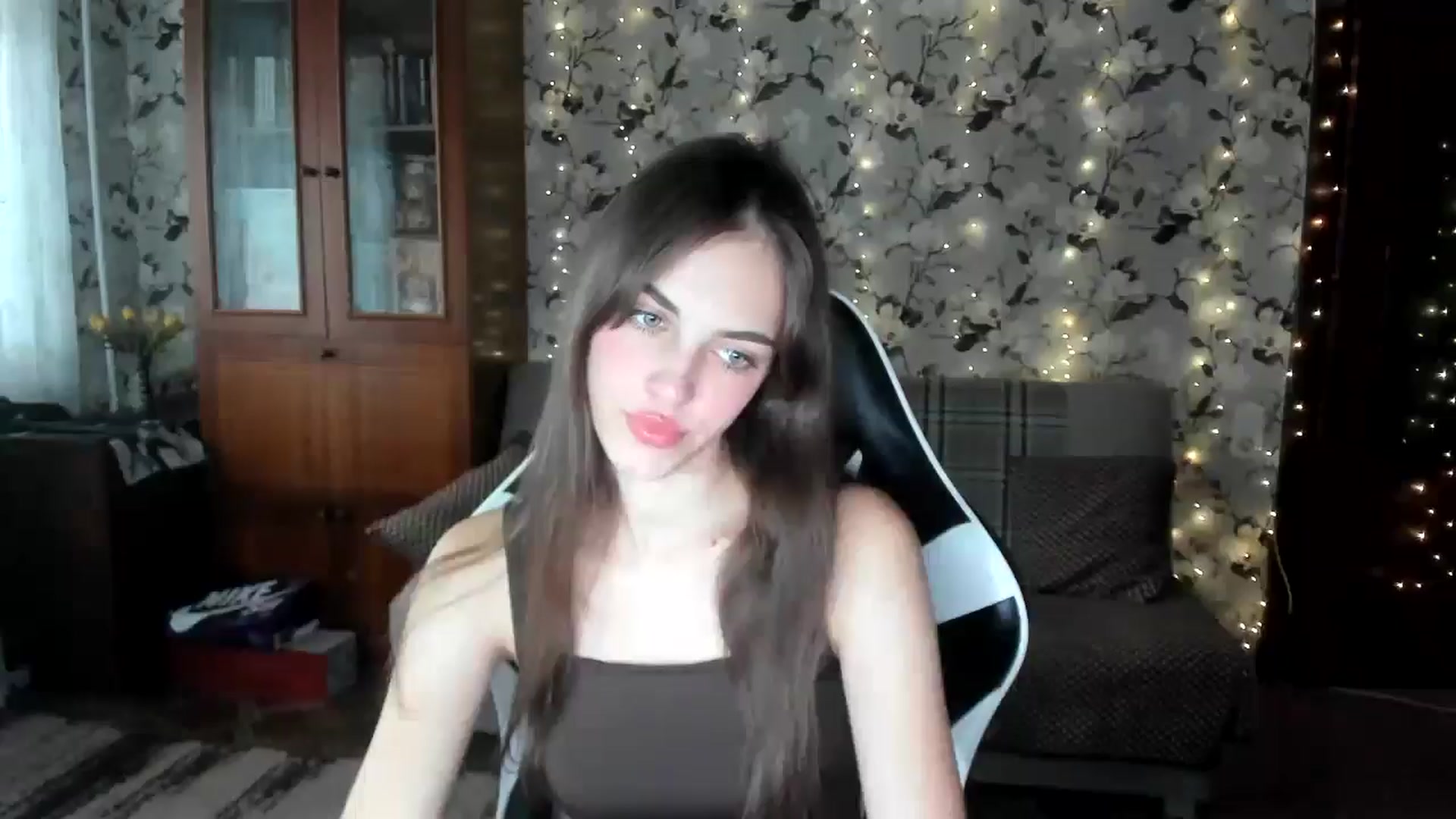 Gallery image thumbnail from Dashamoxy's myfreecams stream on, 09/09/2025, 14:54 image 3 of 20