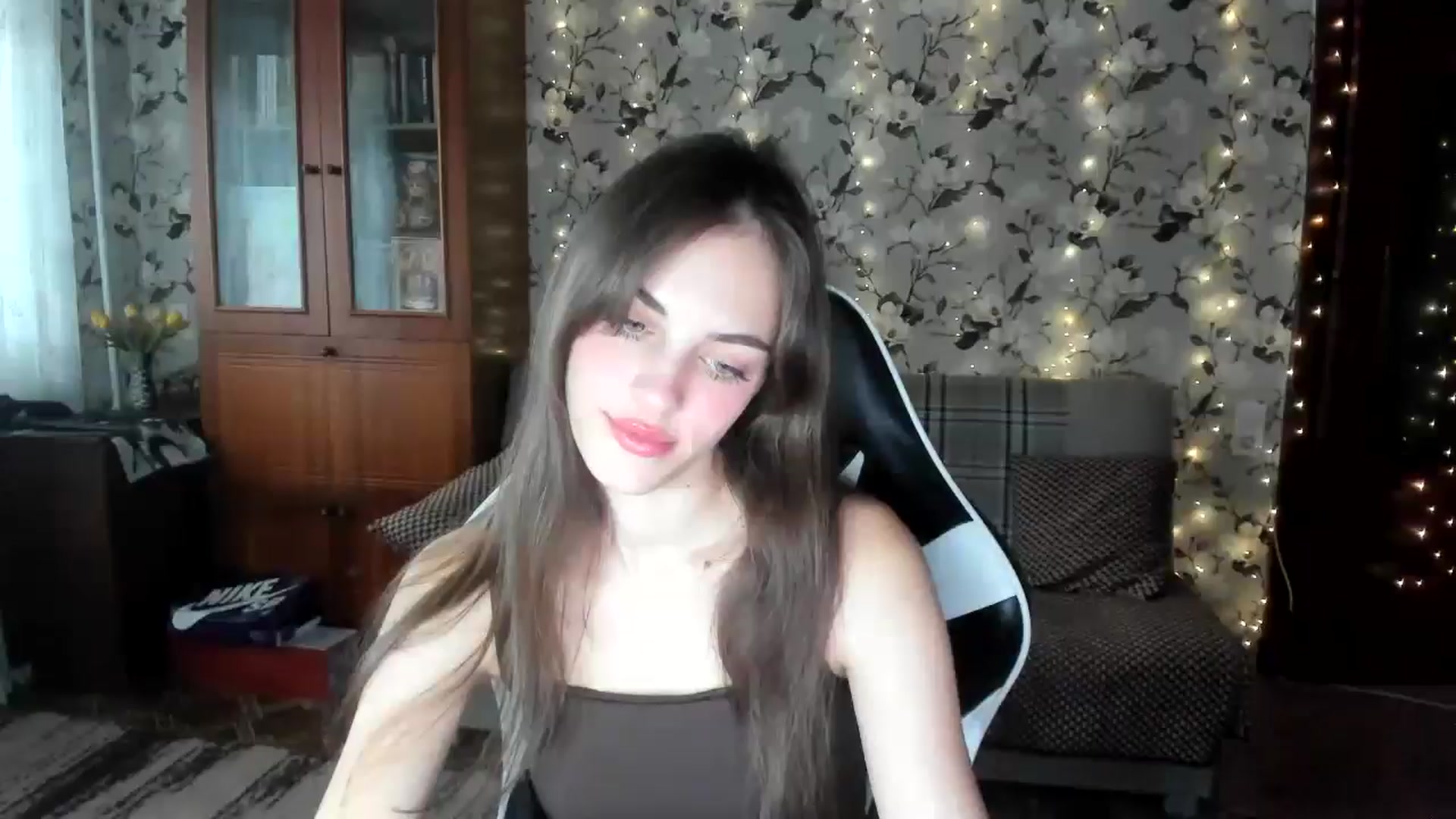 Gallery image thumbnail from Dashamoxy's myfreecams stream on, 09/09/2025, 14:54 image 12 of 20