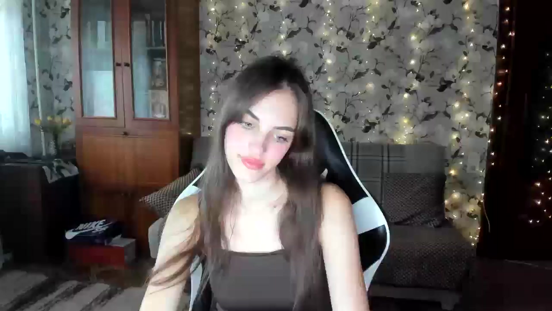 Gallery image thumbnail from Dashamoxy's myfreecams stream on, 09/09/2025, 14:54 image 15 of 20