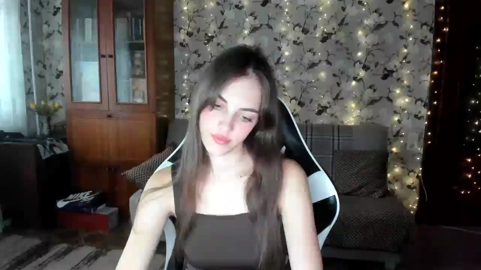 Gallery image thumbnail from Dashamoxy's myfreecams stream on, 09/09/2025, 14:54 image 6 of 20