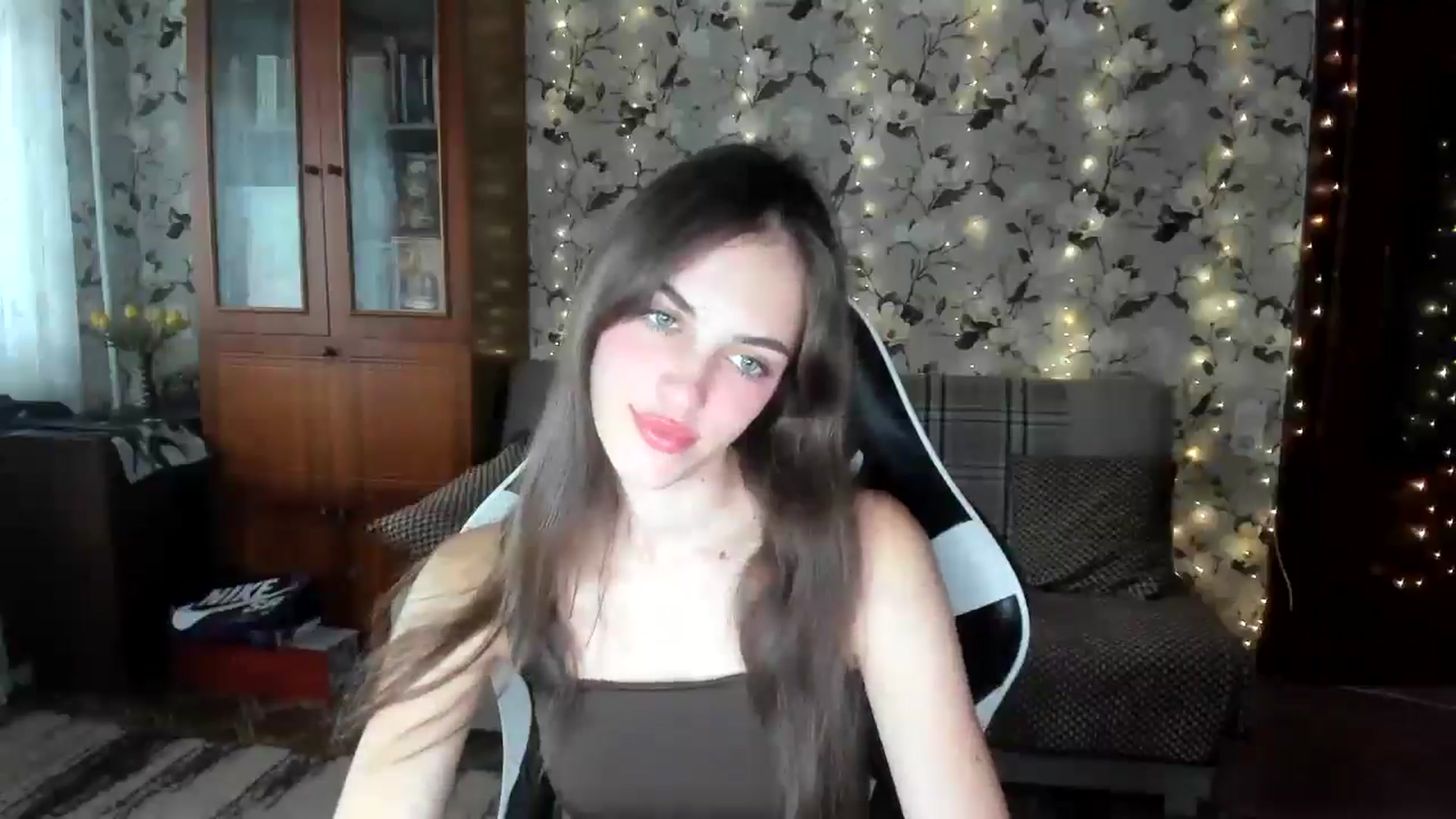 Gallery image thumbnail from Dashamoxy's myfreecams stream on, 09/09/2025, 14:54 image 13 of 20