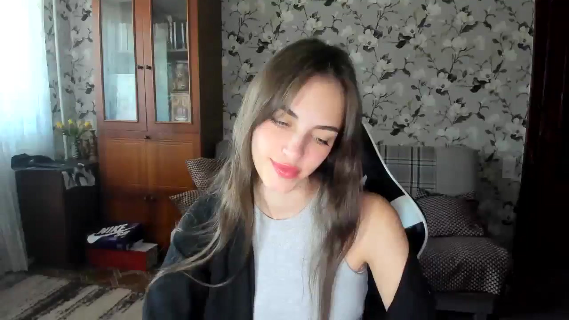 Gallery image thumbnail from Dashamoxy's myfreecams stream on, 09/11/2025, 11:09 image 14 of 20
