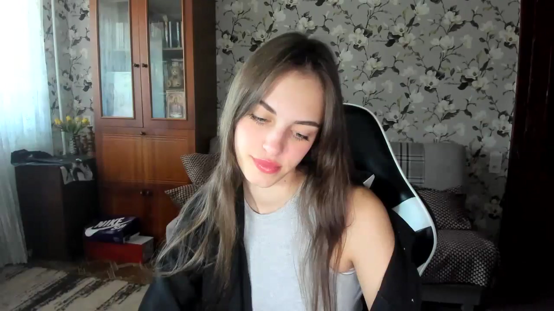 Gallery image thumbnail from Dashamoxy's myfreecams stream on, 09/11/2025, 11:09 image 9 of 20