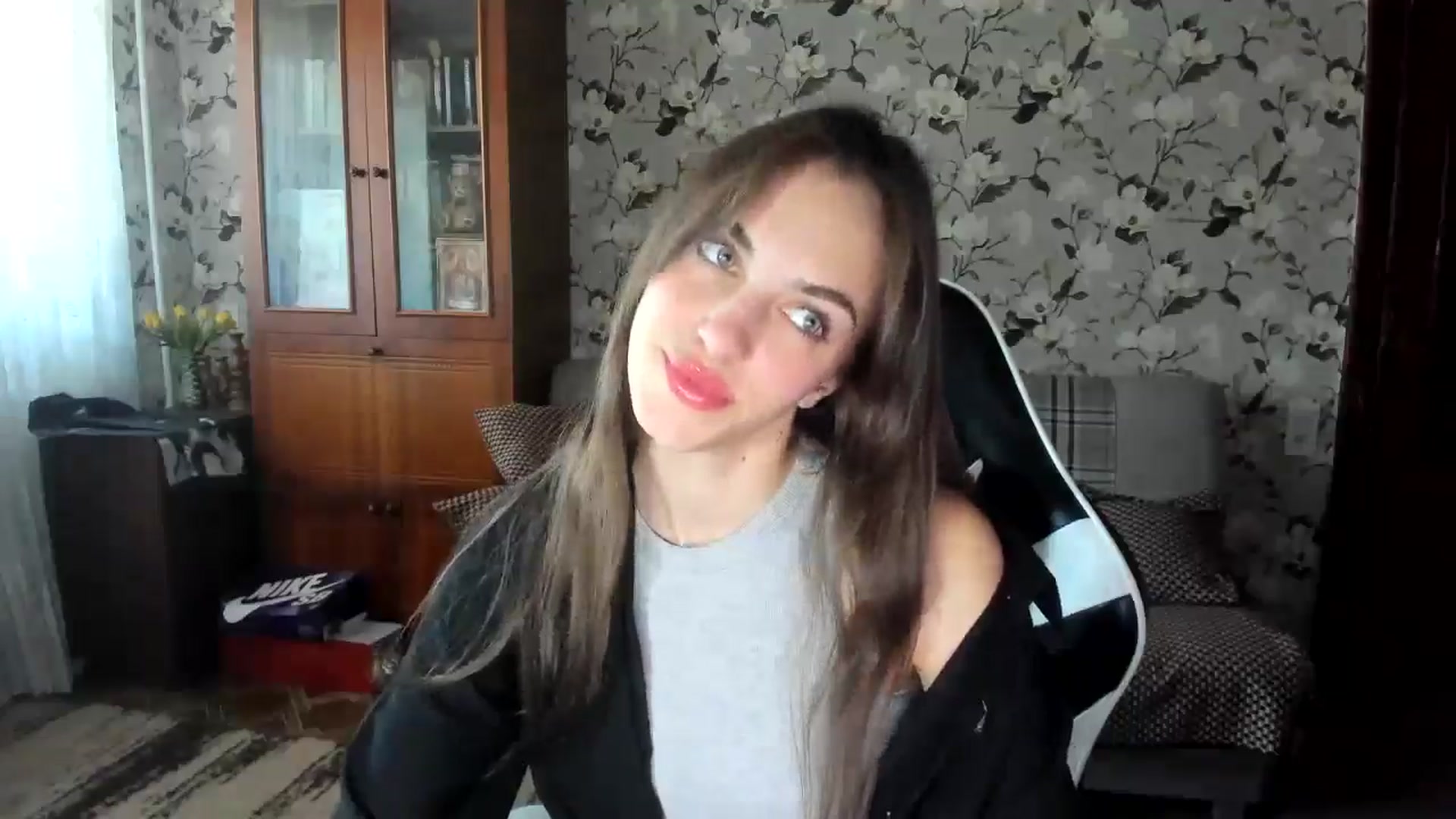 Gallery image thumbnail from Dashamoxy's myfreecams stream on, 09/11/2025, 11:09 image 5 of 20