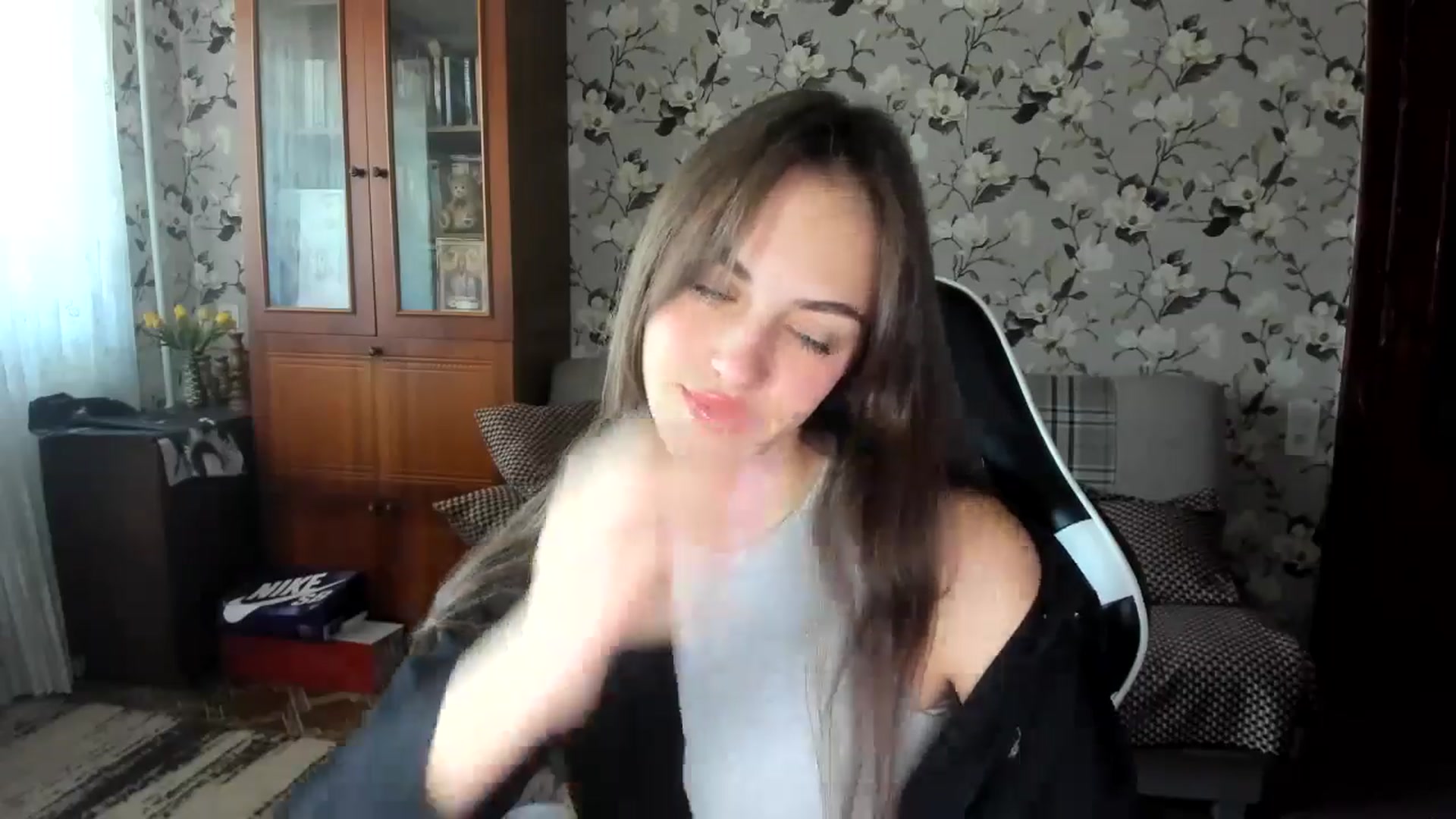 Gallery image thumbnail from Dashamoxy's myfreecams stream on, 09/11/2025, 11:09 image 8 of 20
