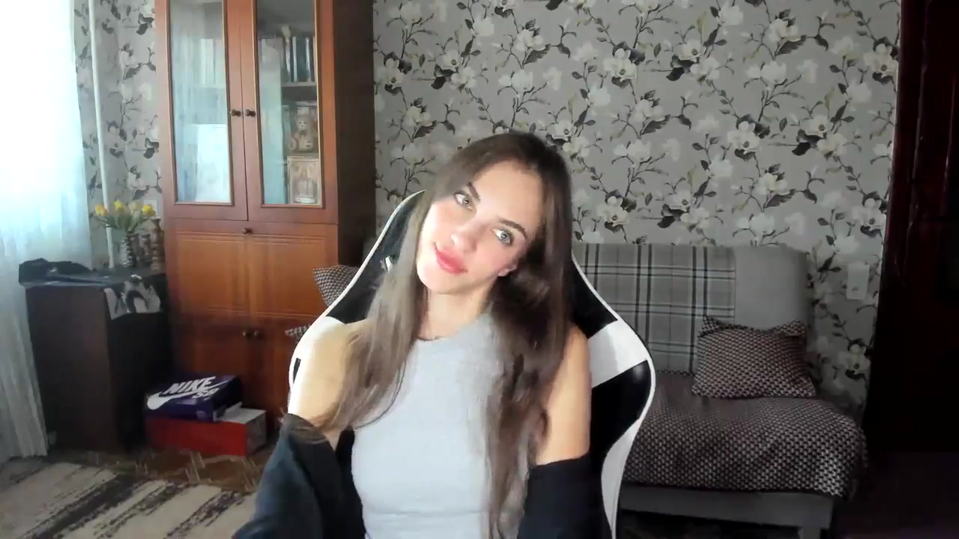 Gallery image thumbnail from Dashamoxy's myfreecams stream on, 09/11/2025, 11:40 image 17 of 20