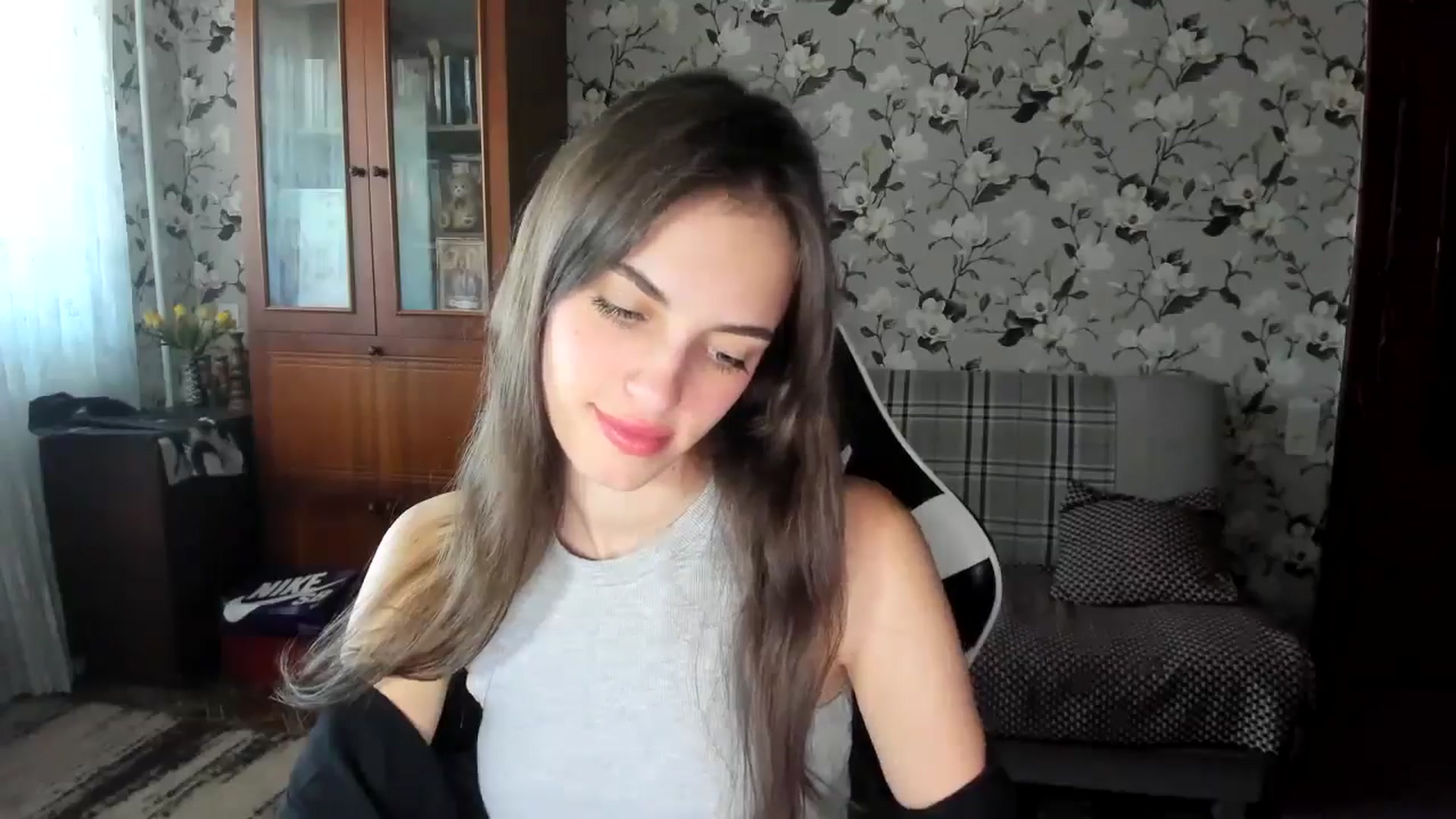 Gallery image thumbnail from Dashamoxy's myfreecams stream on, 09/11/2025, 11:40 image 11 of 20