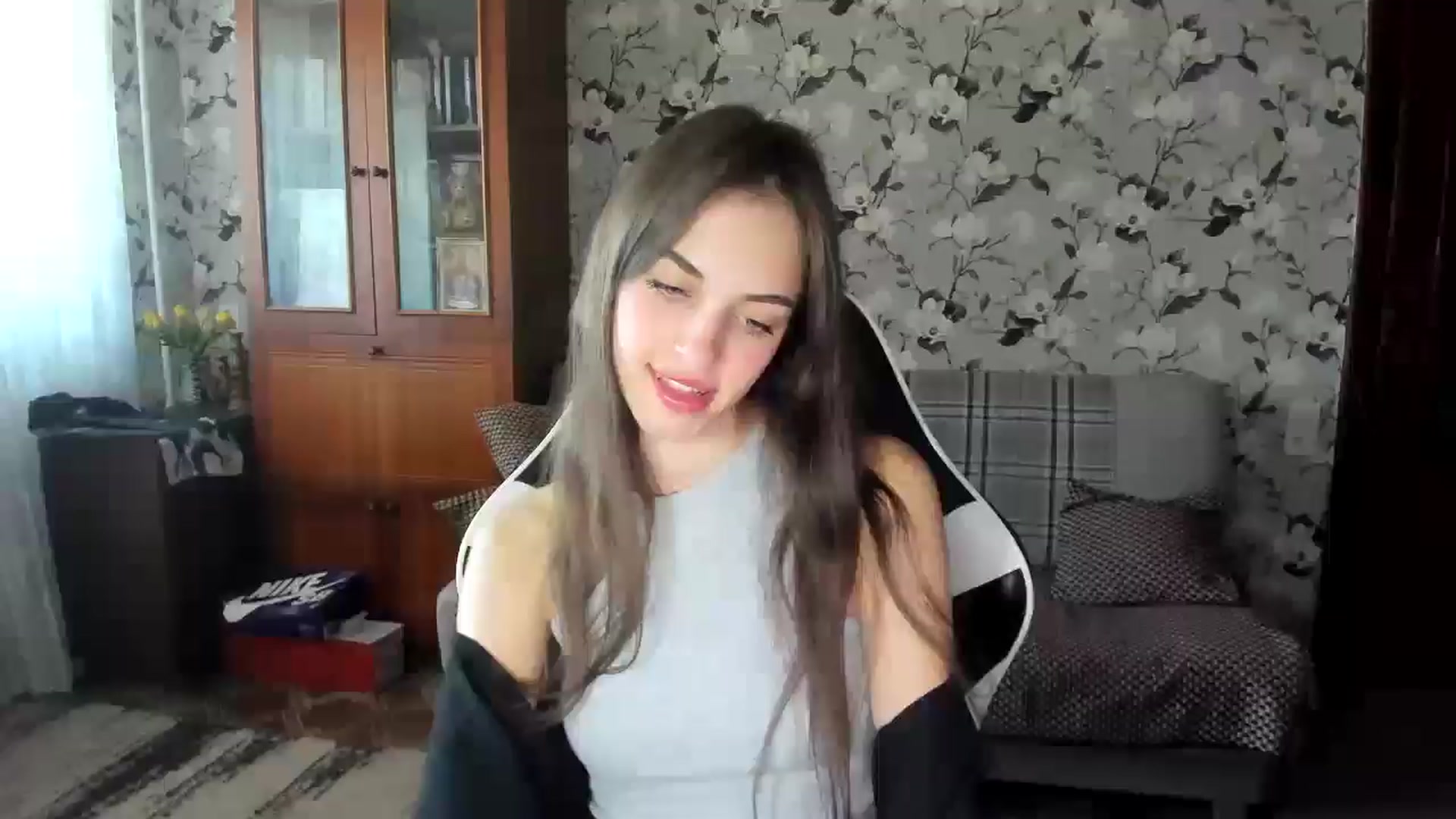 Gallery image thumbnail from Dashamoxy's myfreecams stream on, 09/11/2025, 11:40 image 3 of 20