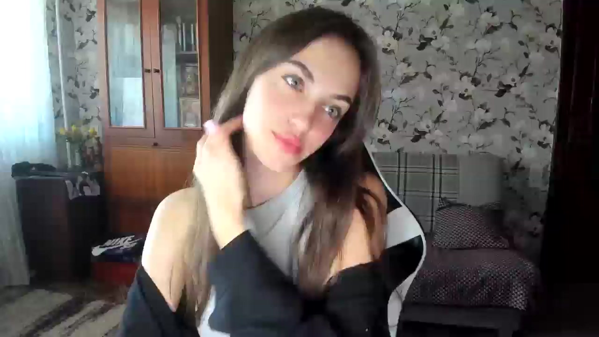 Gallery image thumbnail from Dashamoxy's myfreecams stream on, 09/11/2025, 11:40 image 1 of 20
