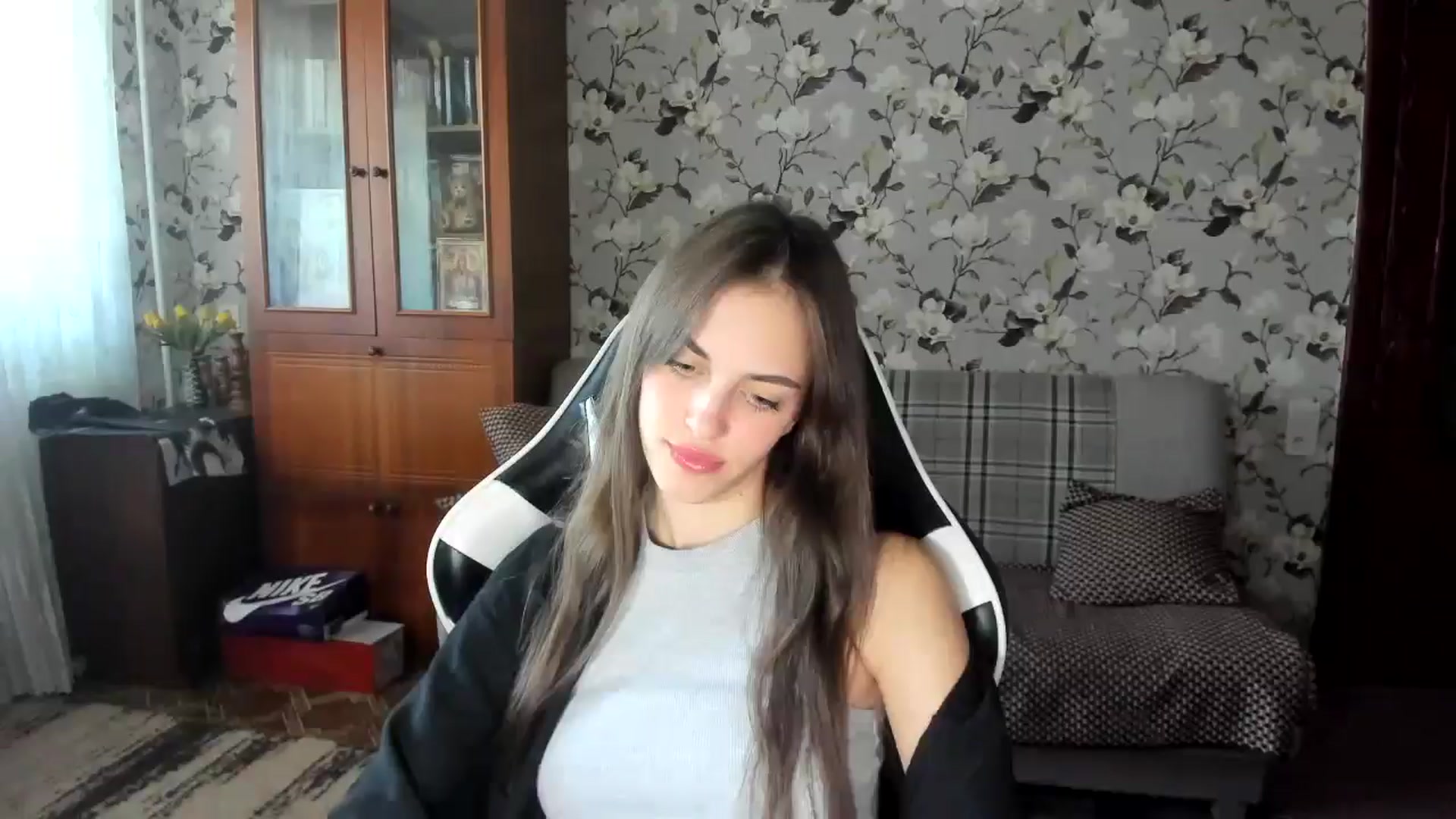 Gallery image thumbnail from Dashamoxy's myfreecams stream on, 09/11/2025, 12:38 image 18 of 20