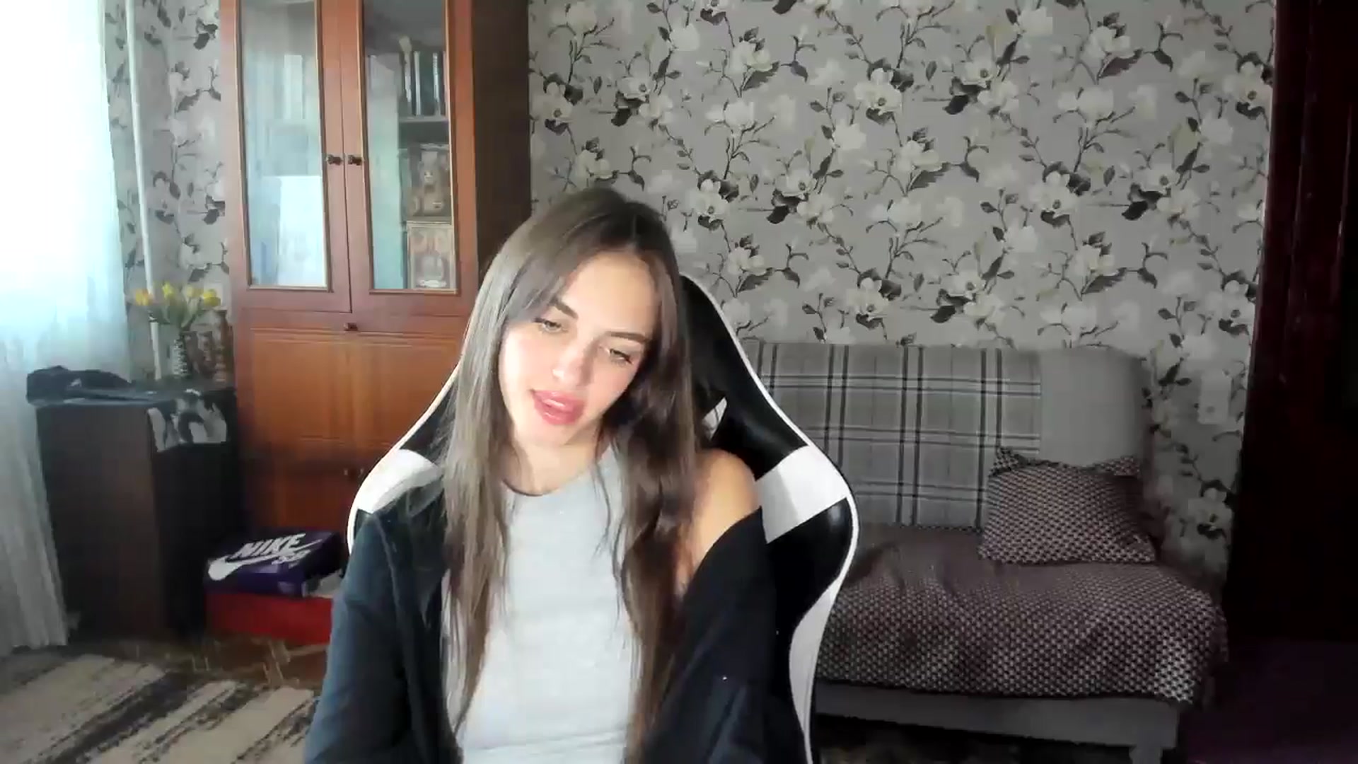 Gallery image thumbnail from Dashamoxy's myfreecams stream on, 09/11/2025, 13:11 image 4 of 20