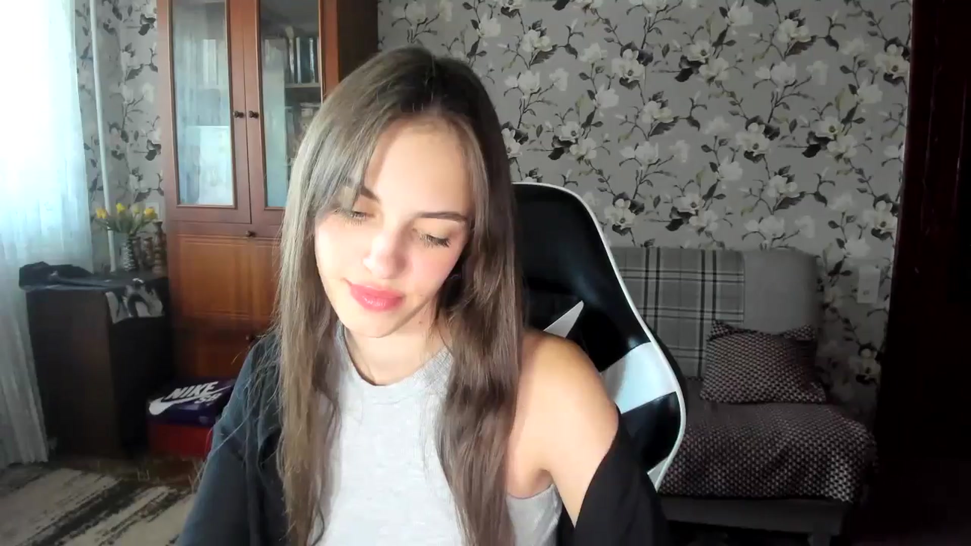 Gallery image thumbnail from Dashamoxy's myfreecams stream on, 09/11/2025, 13:11 image 9 of 20