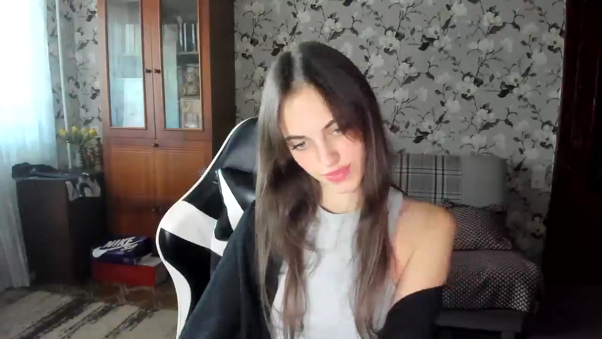 Gallery image thumbnail from Dashamoxy's myfreecams stream on, 09/11/2025, 13:11 image 11 of 20