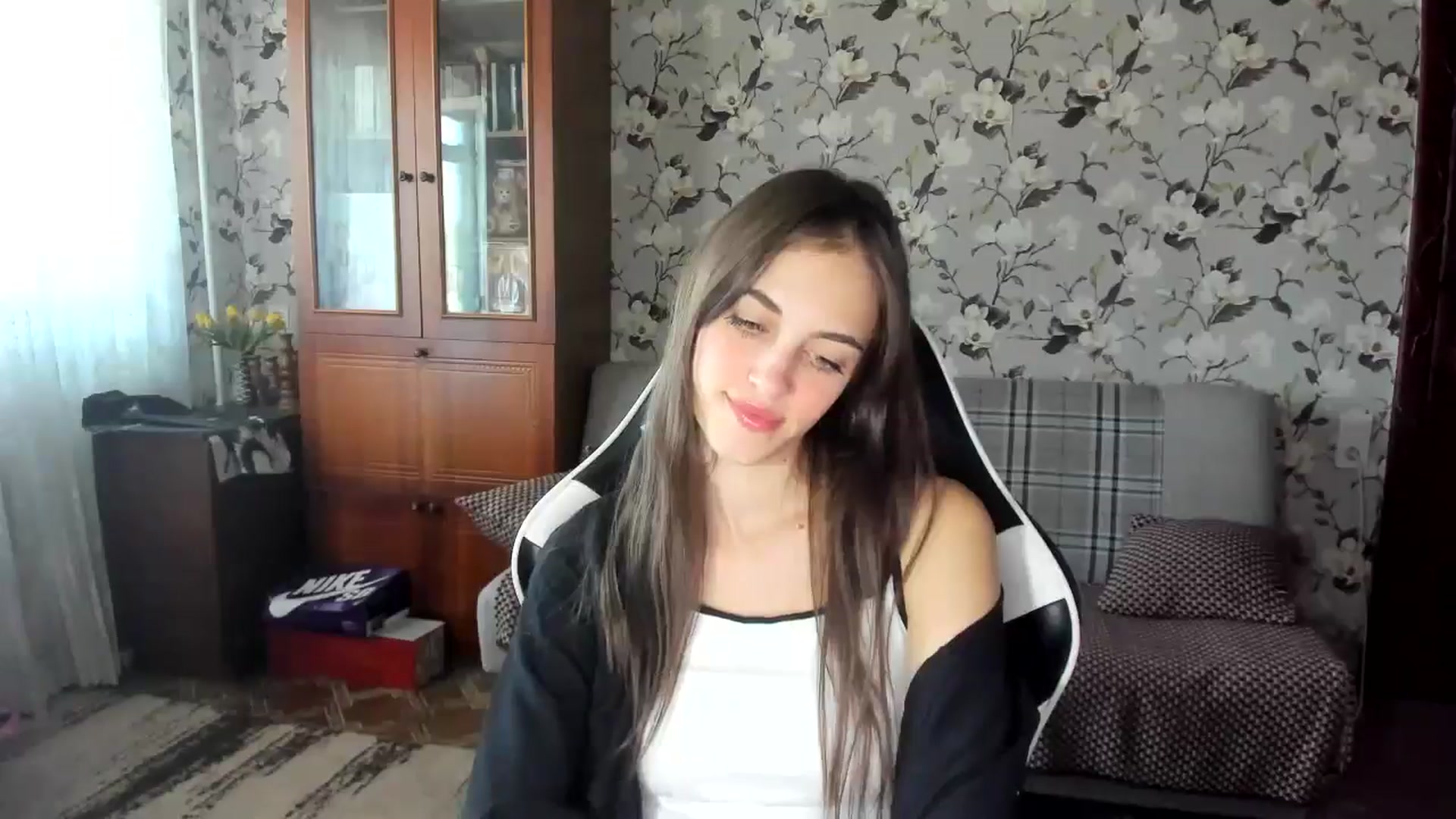 Gallery image thumbnail from Dashamoxy's myfreecams stream on, 09/12/2025, 11:57 image 12 of 20