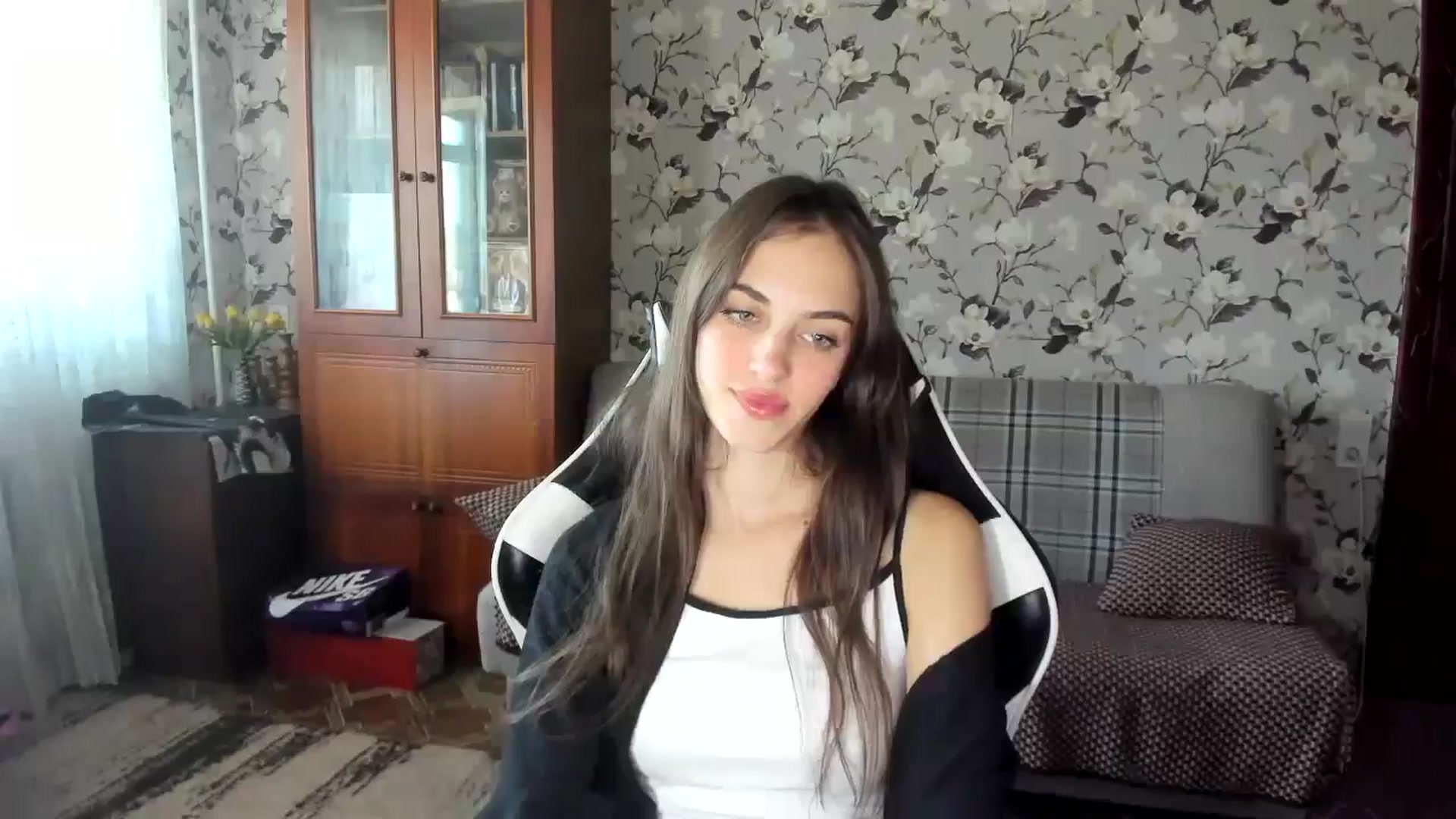 Gallery image thumbnail from Dashamoxy's myfreecams stream on, 09/12/2025, 11:57 image 13 of 20