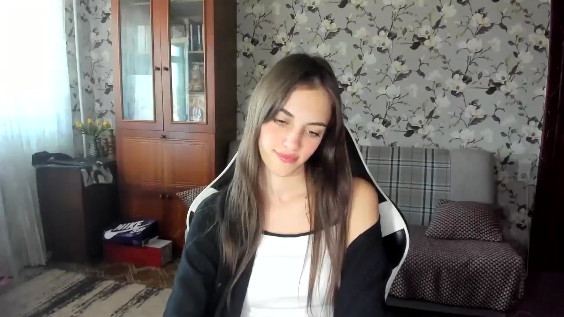 Gallery image thumbnail from Dashamoxy's myfreecams stream on, 09/12/2025, 11:57 image 7 of 20