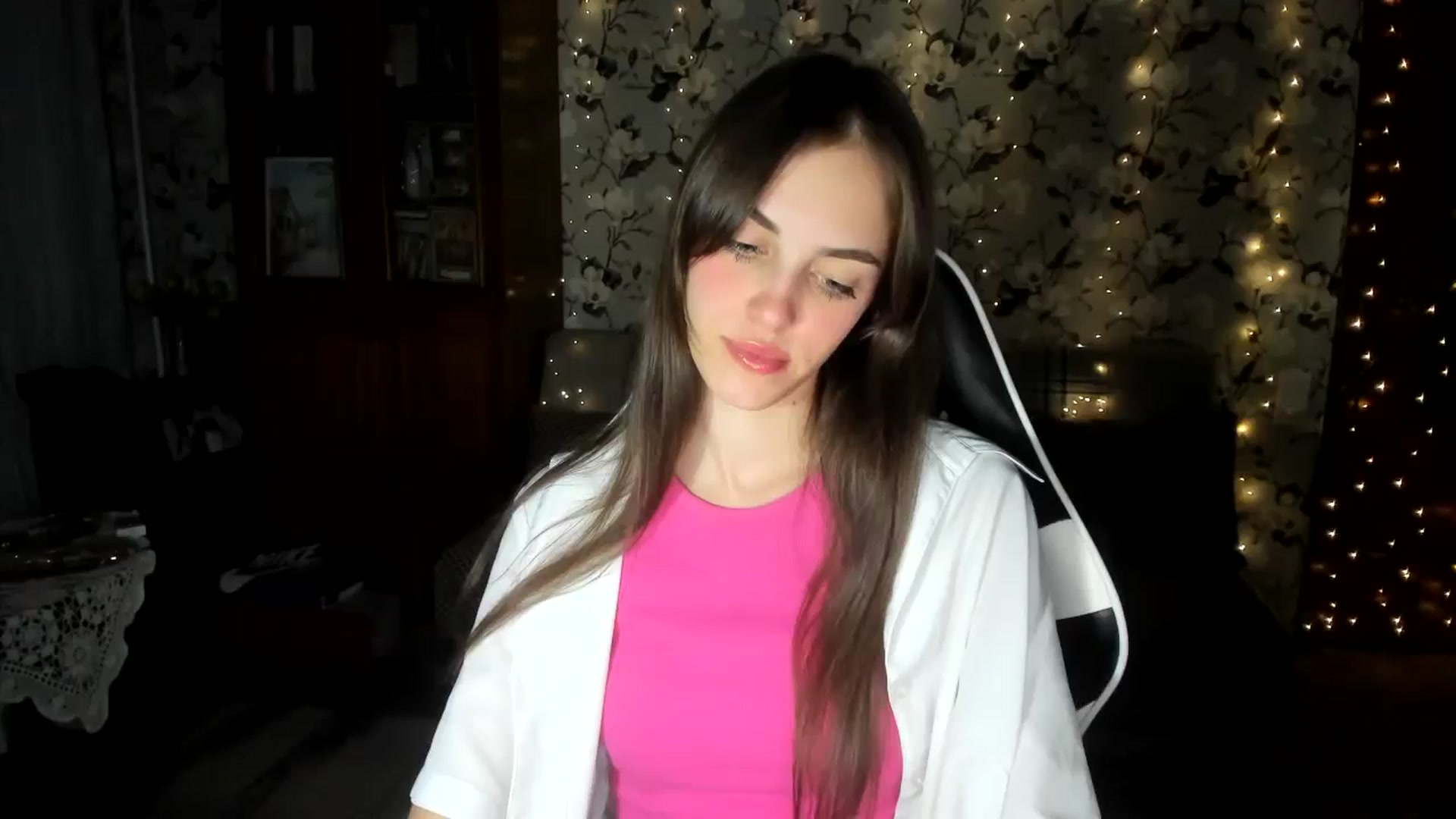 Gallery image thumbnail from Dashamoxy's myfreecams stream on, 09/13/2025, 18:25 image 1 of 20