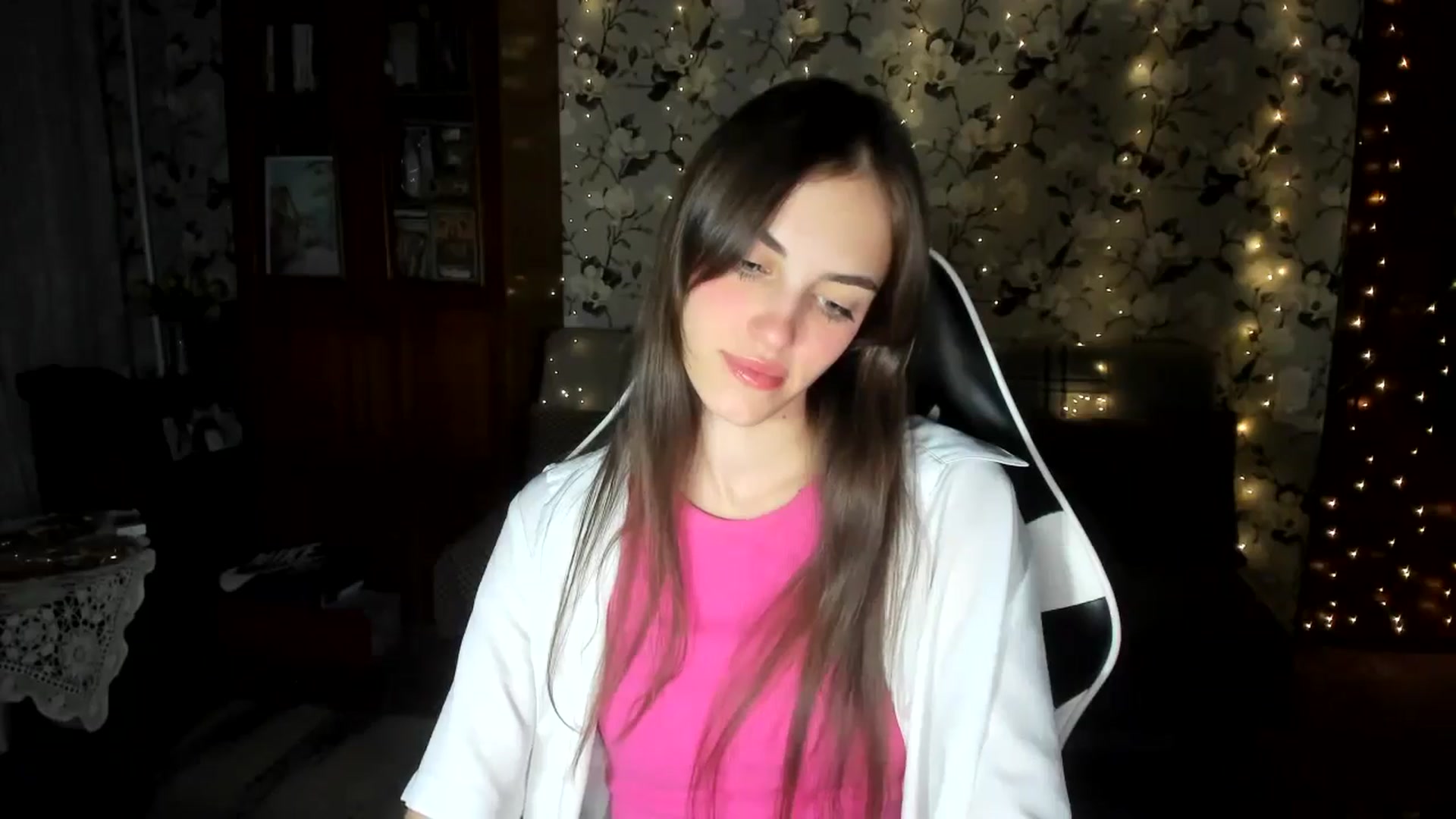 Gallery image thumbnail from Dashamoxy's myfreecams stream on, 09/13/2025, 18:25 image 2 of 20