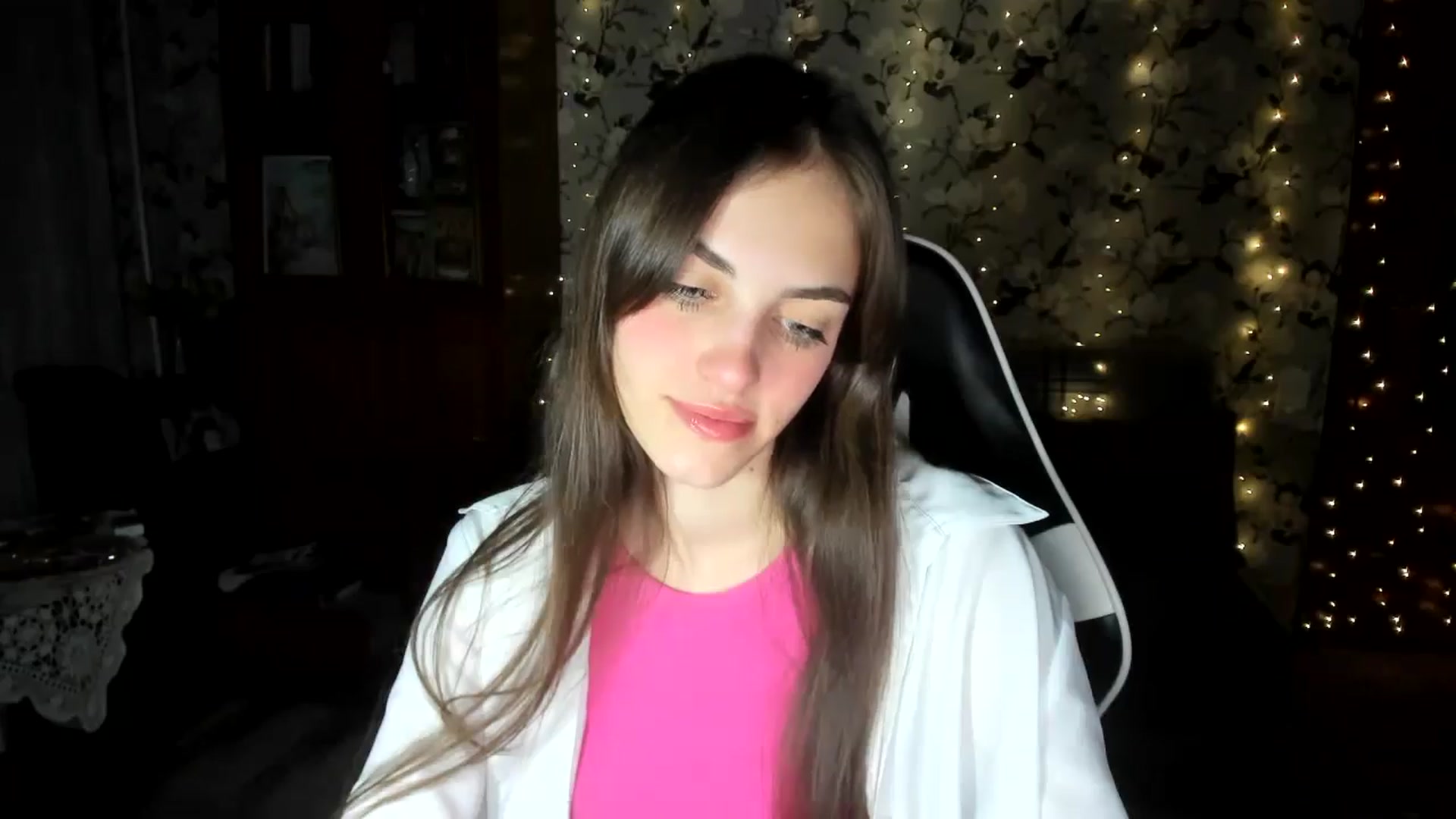 Gallery image thumbnail from Dashamoxy's myfreecams stream on, 09/13/2025, 18:25 image 4 of 20