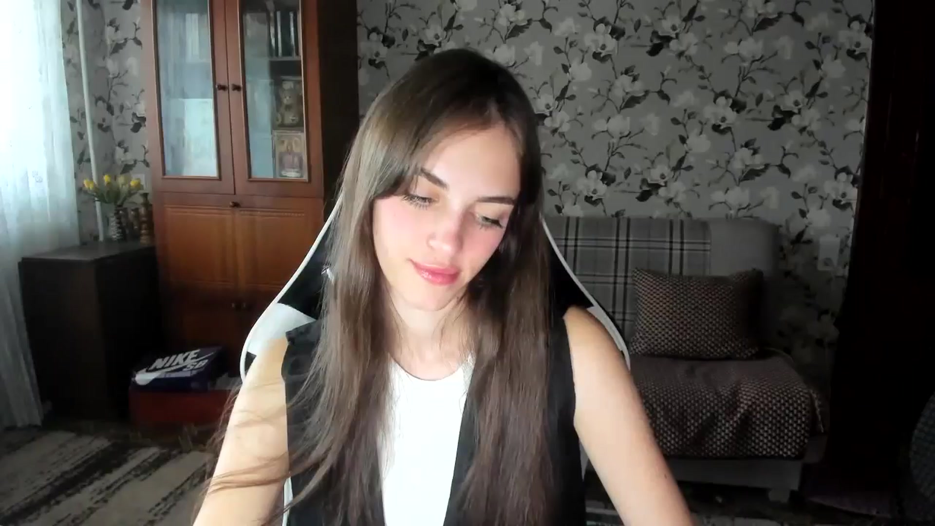 Gallery image thumbnail from Dashamoxy's myfreecams stream on, 09/15/2025, 14:01 image 20 of 20