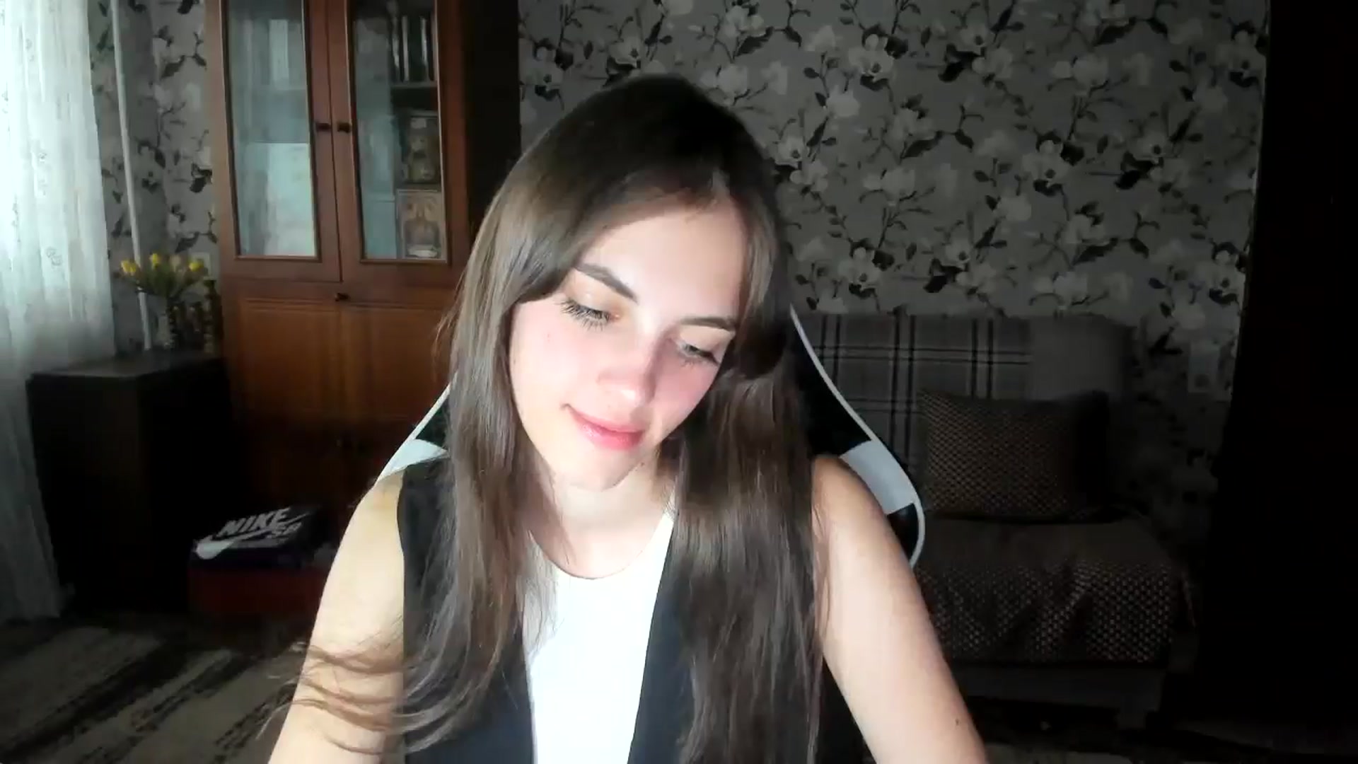 Gallery image thumbnail from Dashamoxy's myfreecams stream on, 09/15/2025, 15:11 image 13 of 20