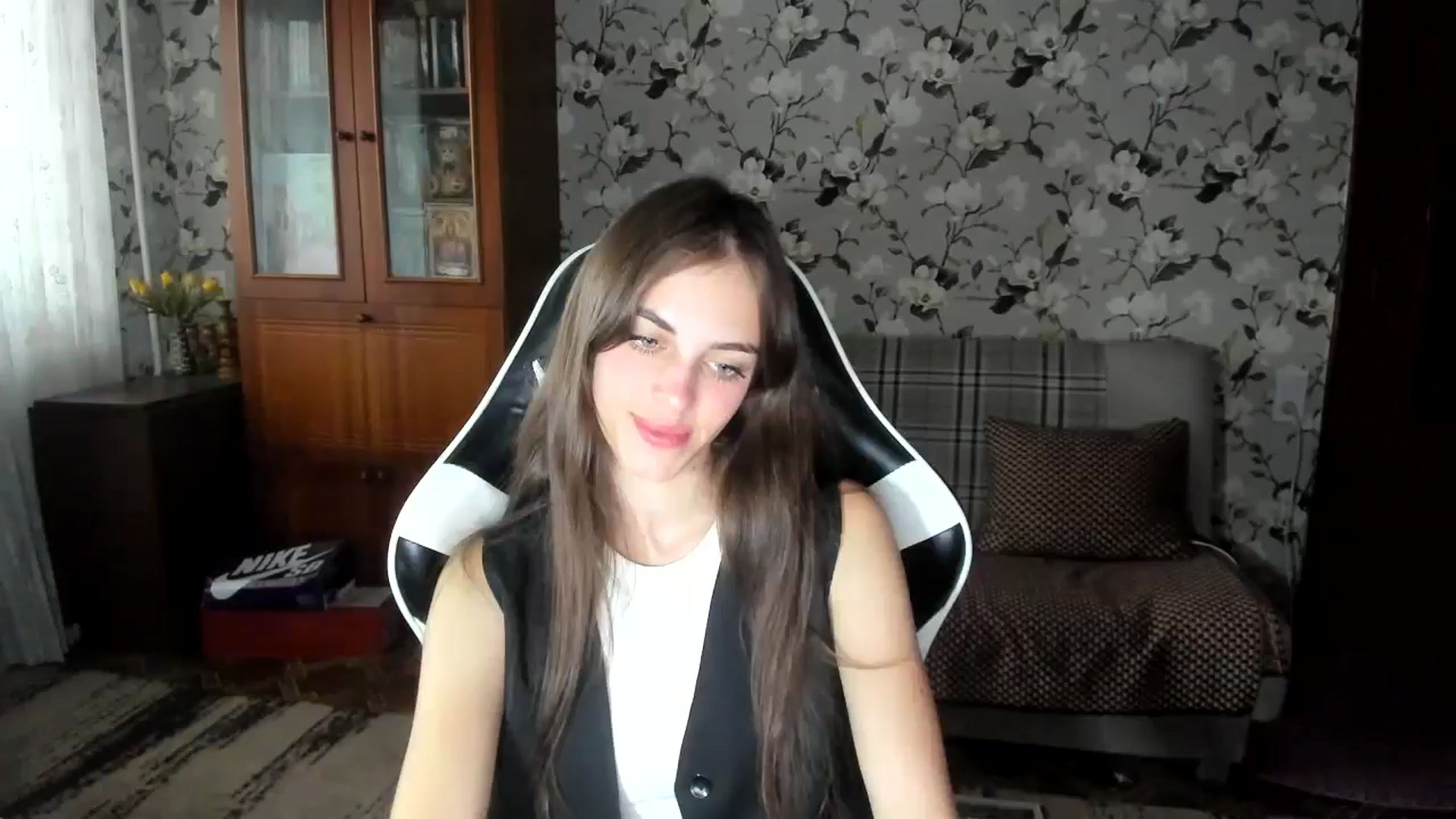 Gallery image thumbnail from Dashamoxy's myfreecams stream on, 09/15/2025, 15:11 image 19 of 20