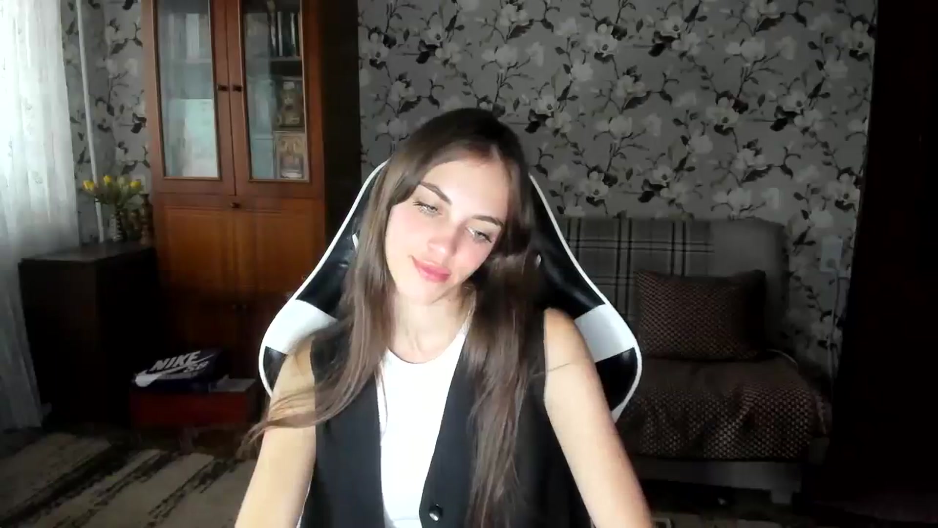 Gallery image thumbnail from Dashamoxy's myfreecams stream on, 09/15/2025, 15:11 image 20 of 20
