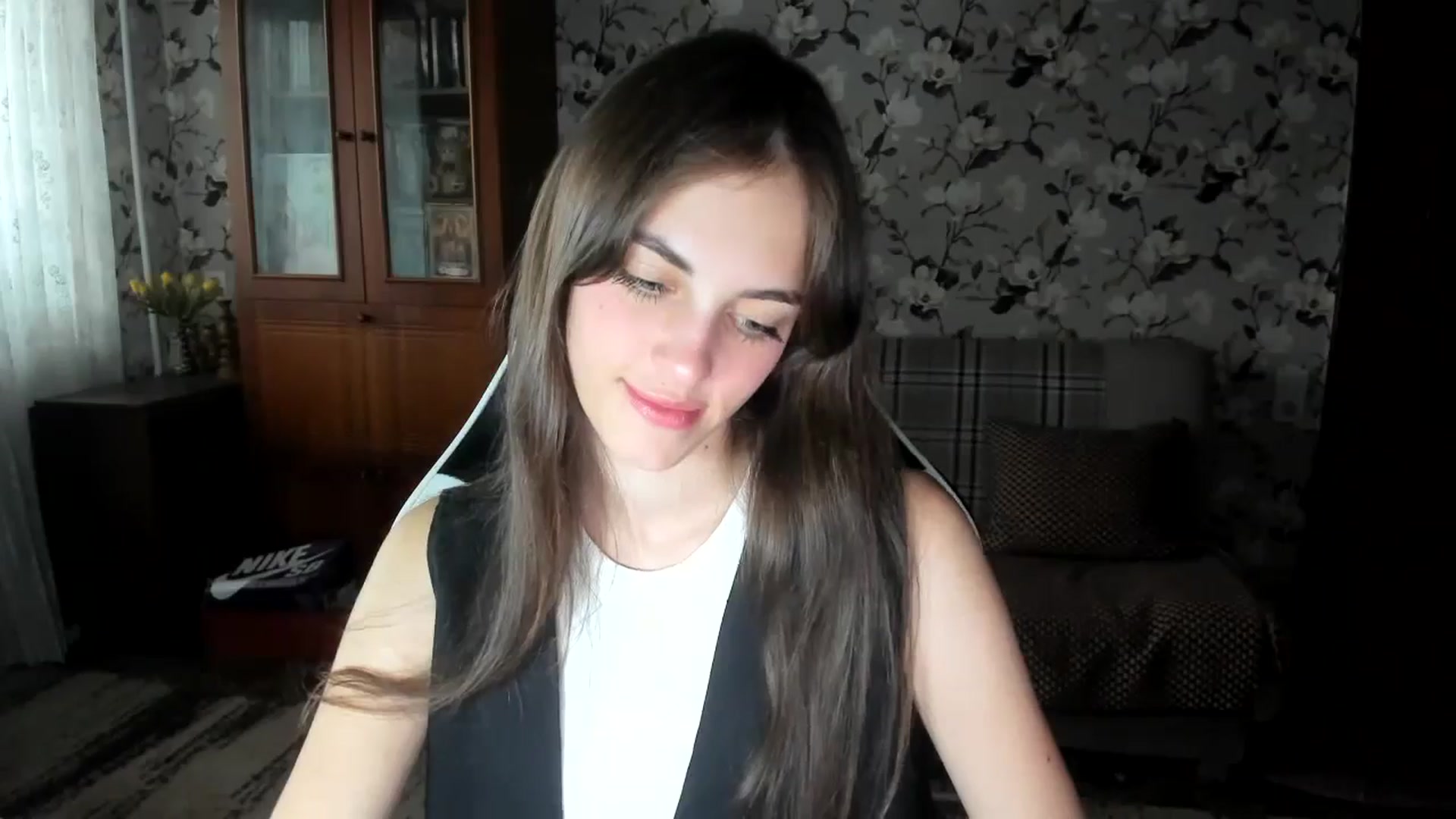Gallery image thumbnail from Dashamoxy's myfreecams stream on, 09/15/2025, 15:11 image 15 of 20