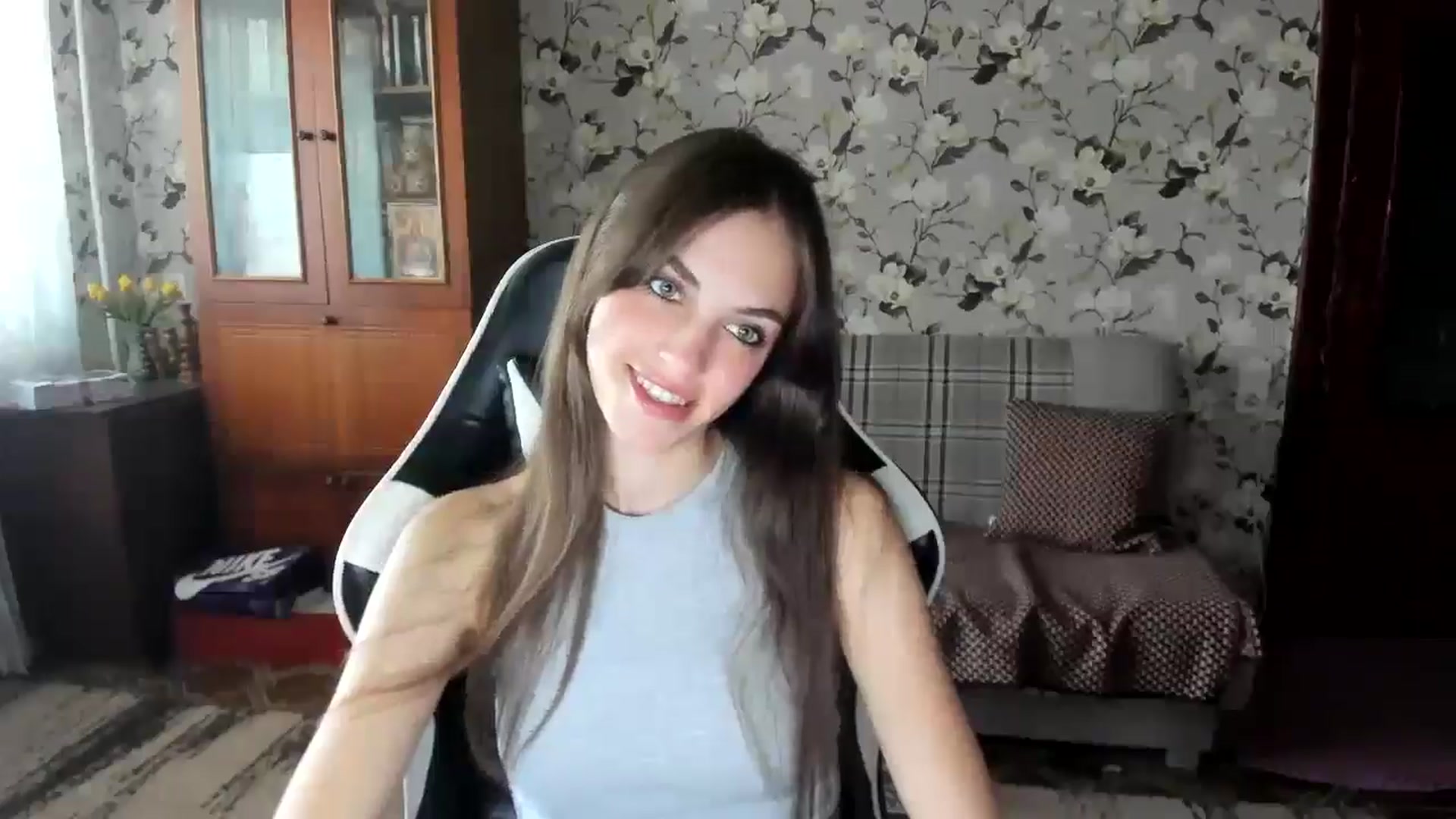 Gallery image thumbnail from Dashamoxy's myfreecams stream on, 09/17/2025, 11:14 image 10 of 20