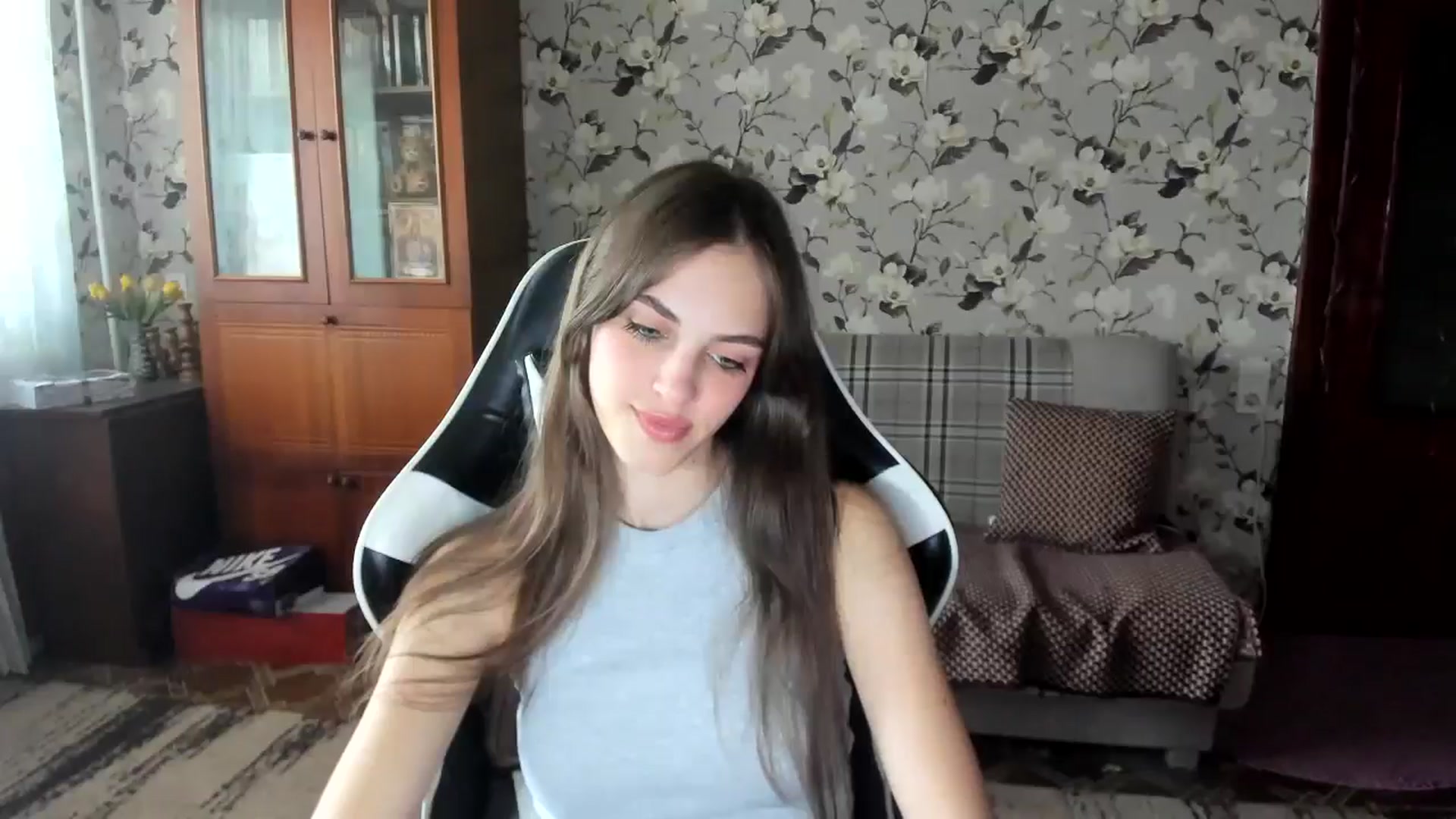 Gallery image thumbnail from Dashamoxy's myfreecams stream on, 09/17/2025, 11:14 image 19 of 20