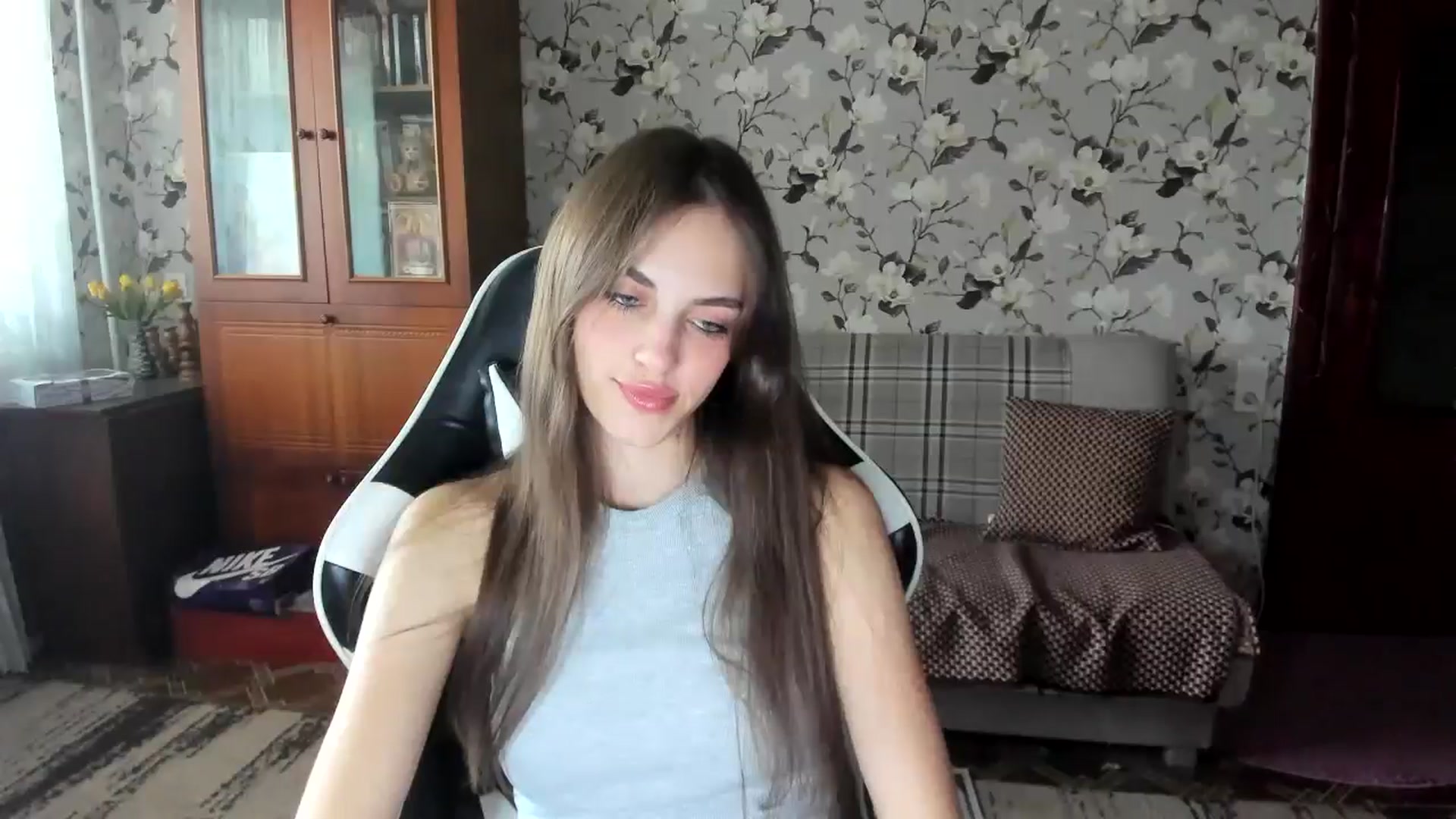 Gallery image thumbnail from Dashamoxy's myfreecams stream on, 09/17/2025, 12:13 image 10 of 20