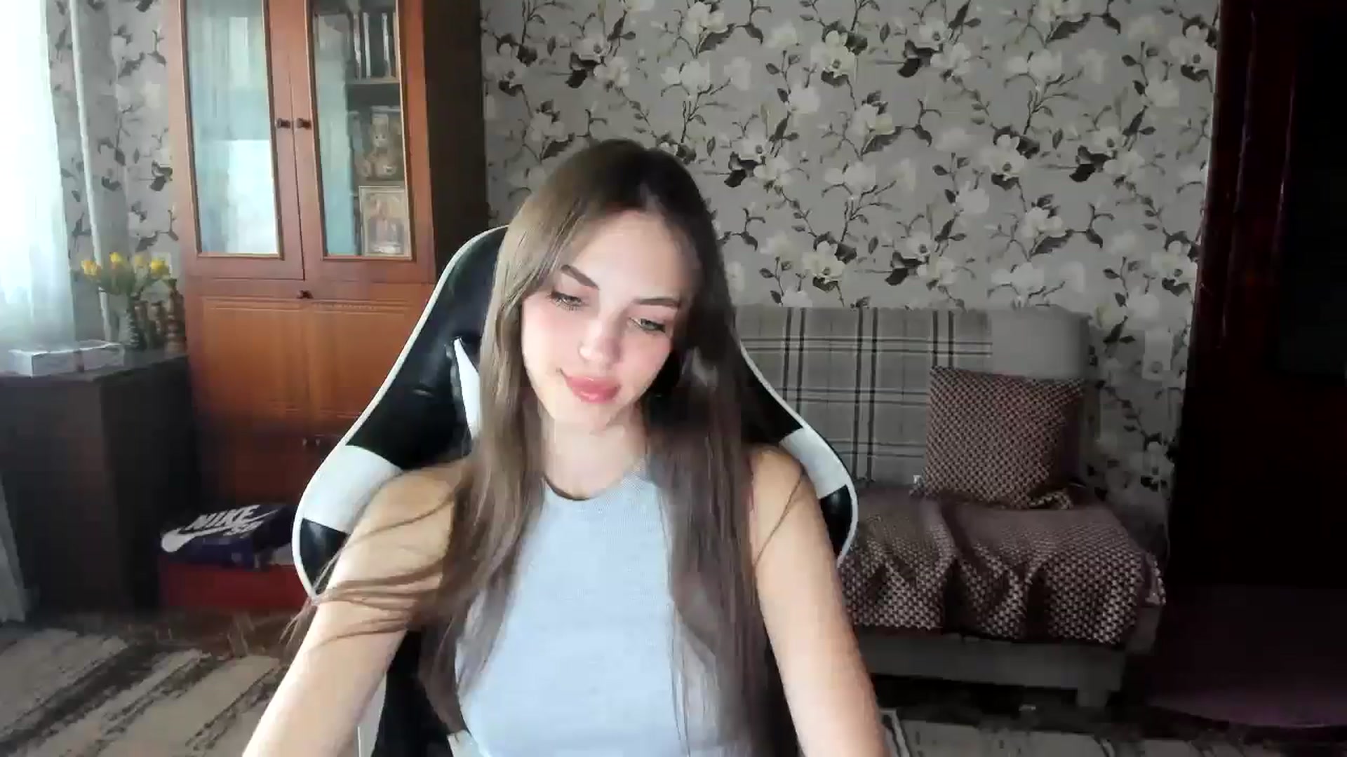 Gallery image thumbnail from Dashamoxy's myfreecams stream on, 09/17/2025, 12:13 image 17 of 20