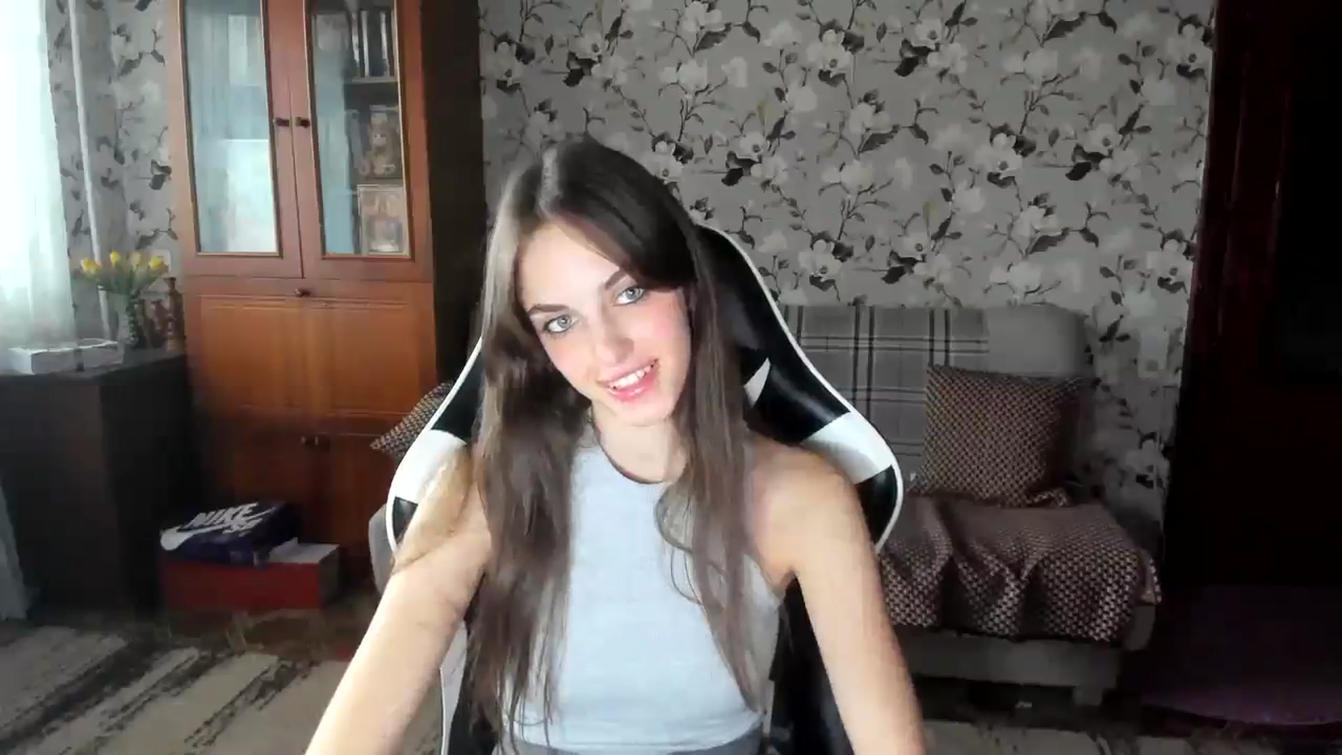 Gallery image thumbnail from Dashamoxy's myfreecams stream on, 09/17/2025, 13:58 image 16 of 20