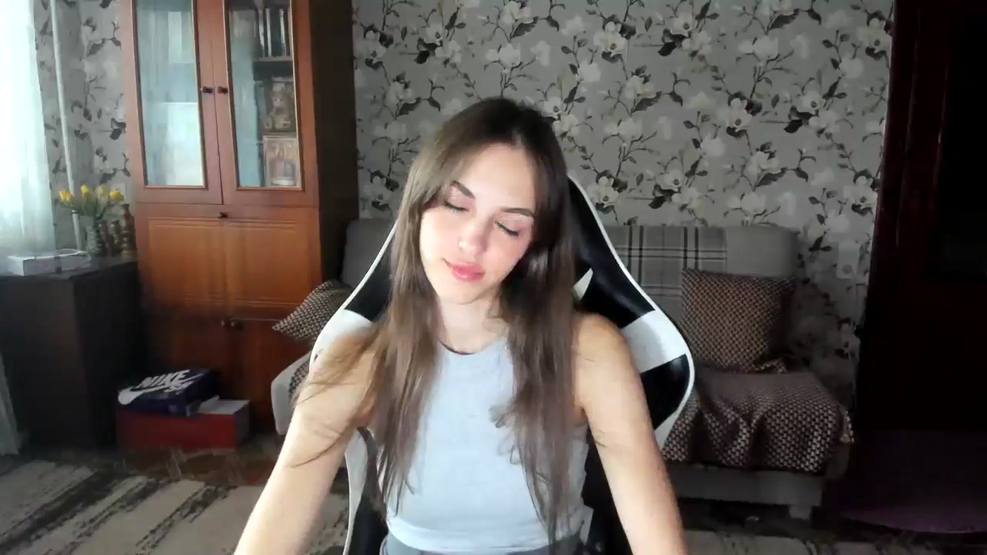 Gallery image thumbnail from Dashamoxy's myfreecams stream on, 09/17/2025, 13:58 image 13 of 20