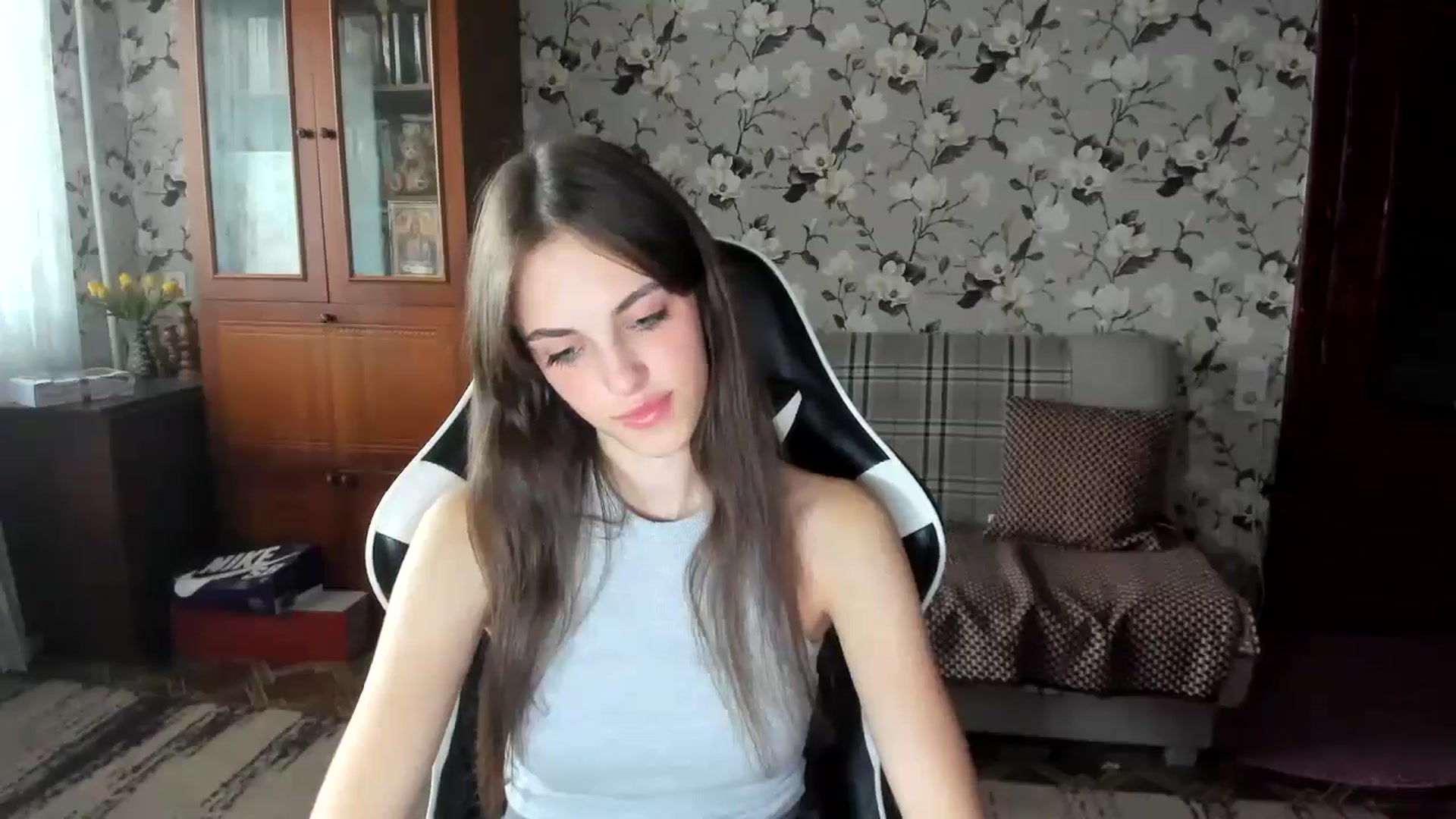 Gallery image thumbnail from Dashamoxy's myfreecams stream on, 09/17/2025, 13:58 image 4 of 20