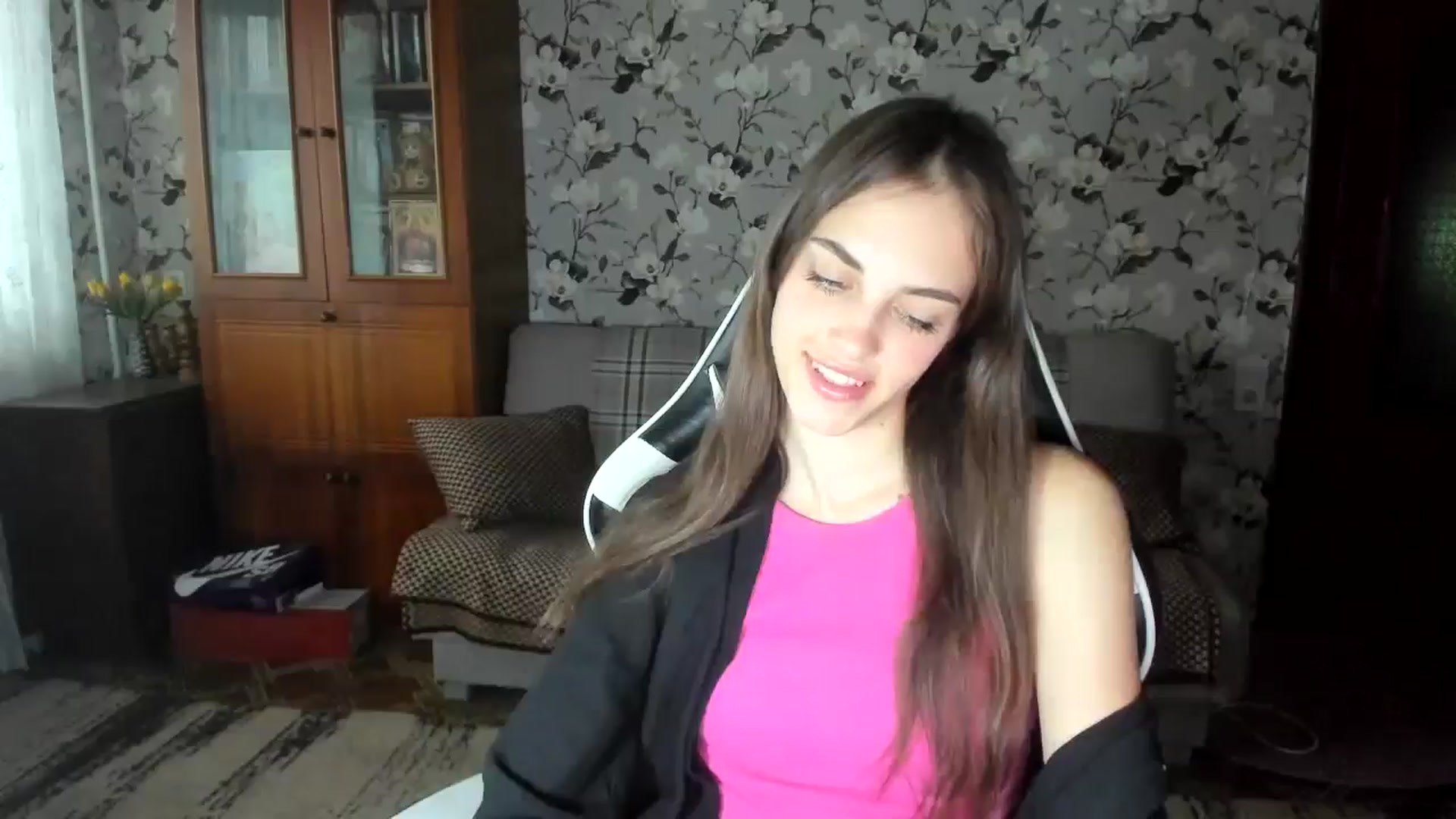 Gallery image thumbnail from Dashamoxy's myfreecams stream on, 09/18/2025, 11:00 image 18 of 20