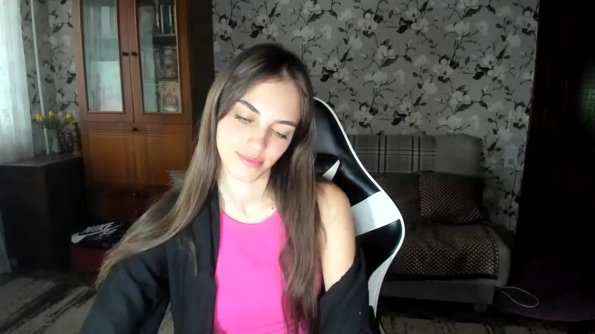 Gallery image thumbnail from Dashamoxy's myfreecams stream on, 09/18/2025, 11:00 image 15 of 20