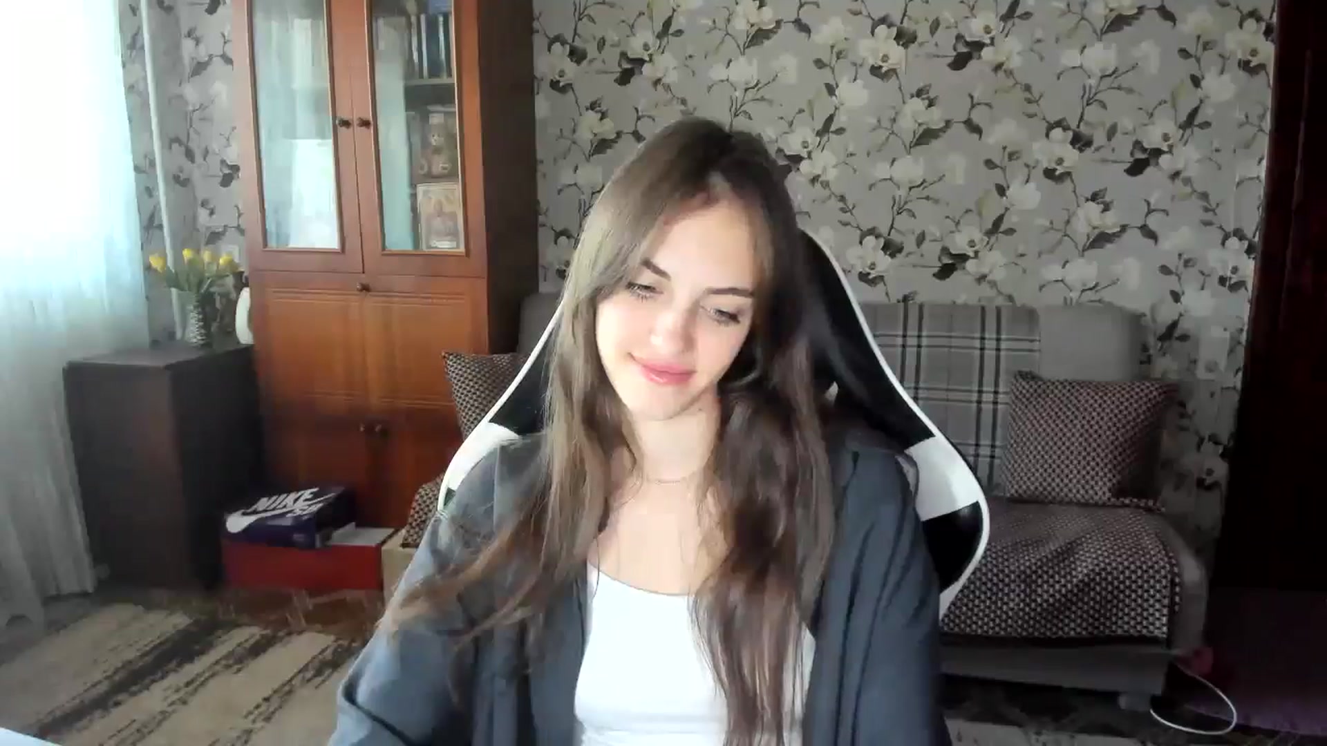 Gallery image thumbnail from Dashamoxy's myfreecams stream on, 09/19/2025, 13:02 image 14 of 20